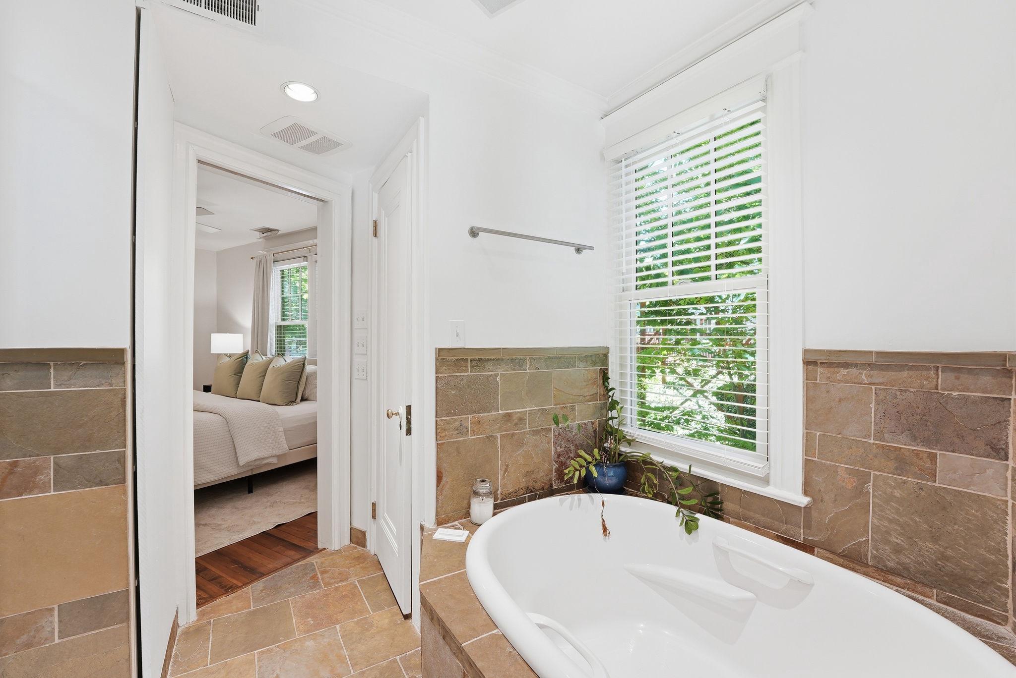  3512 30th Street NW, Washington, DC, 20008 - 物件實景