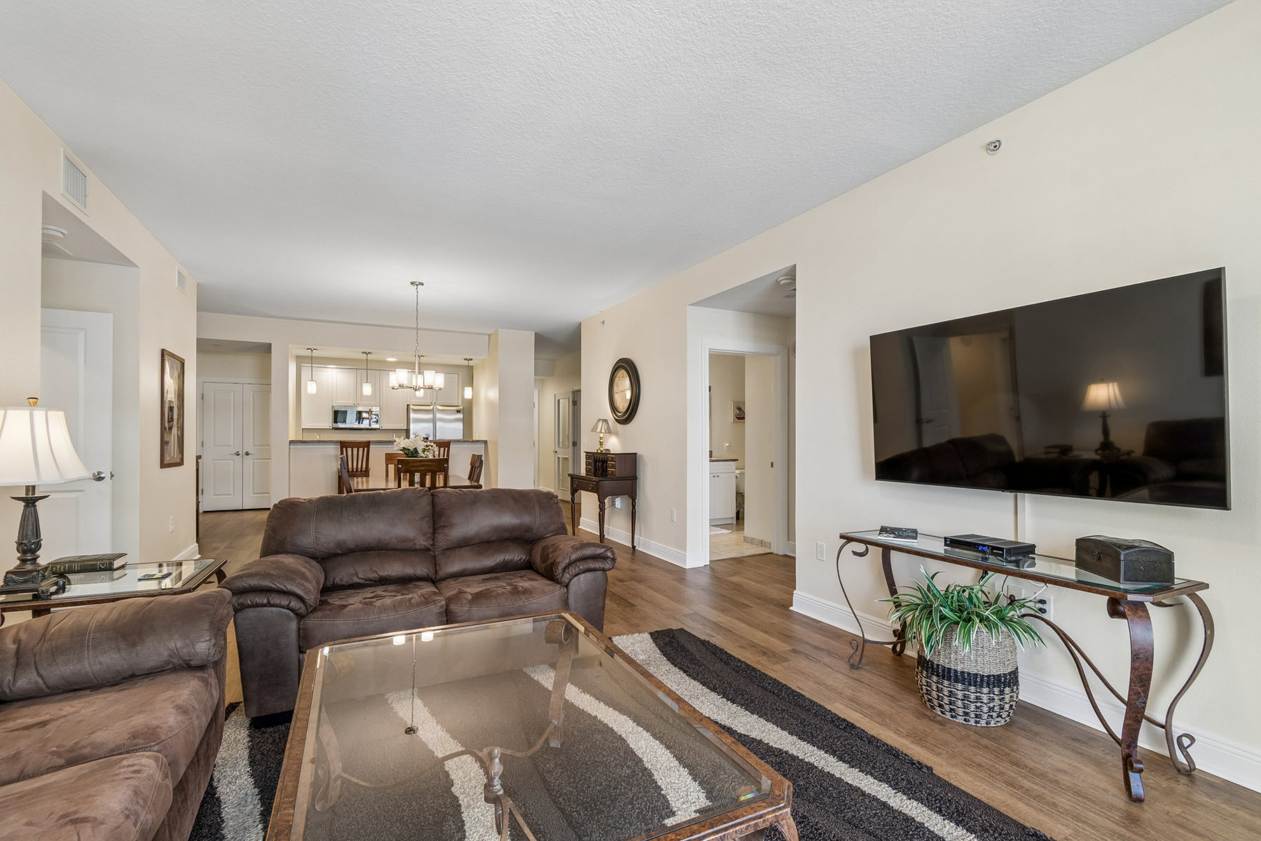  STATION SQUARE CONDO - 物件實景