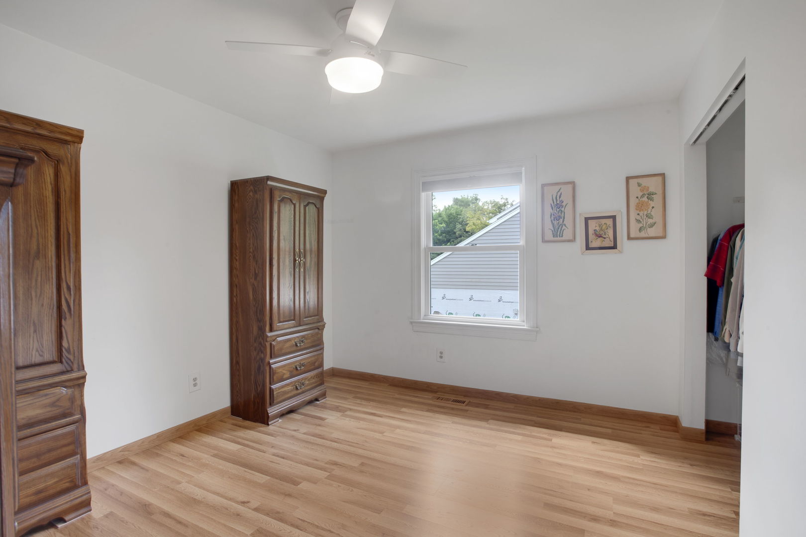 Geneva, Illinois, 60134, United States, 4 Bedrooms Bedrooms, ,3 BathroomsBathrooms,Residential,For Sale,1932749