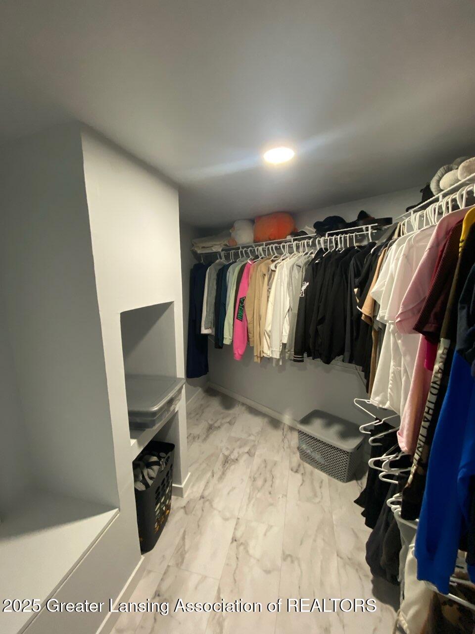 Eagle, Michigan, 48822, United States, 4 Bedrooms Bedrooms, ,4 BathroomsBathrooms,Residential,For Sale,1807523