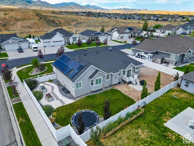 West Jordan, Utah, 84081, United States, 4 Bedrooms Bedrooms, ,3 BathroomsBathrooms,Residential,For Sale,1935106