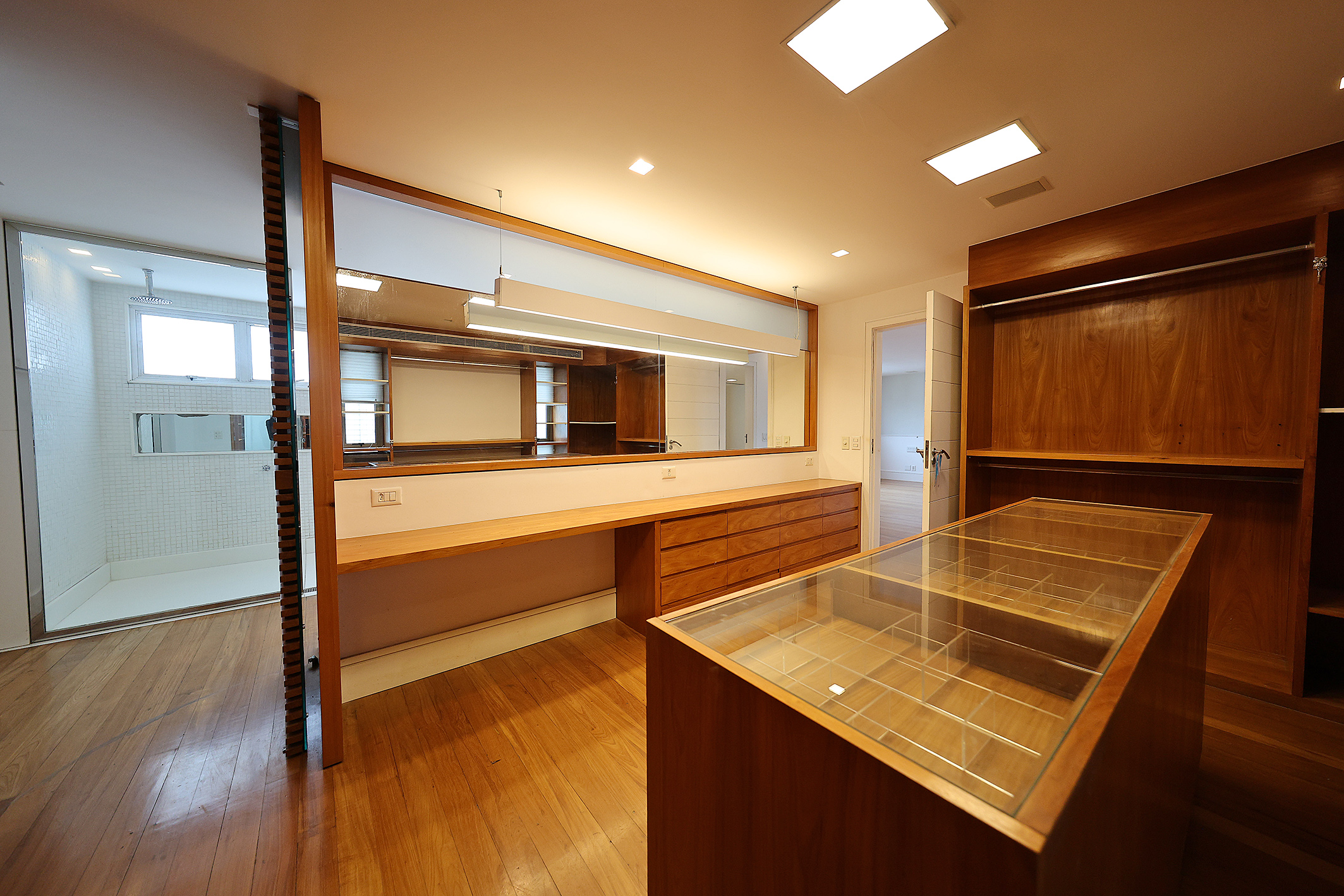  Duplex penthouse with ocean views in Leblon and generous layout - 物件實景