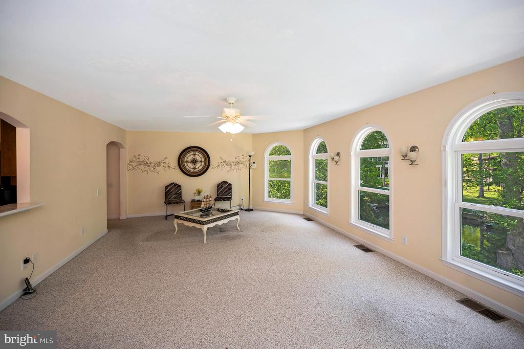 Locust Grove, Virginia, 22508, United States, 4 Bedrooms Bedrooms, ,4 BathroomsBathrooms,Residential,For Sale,1810650
