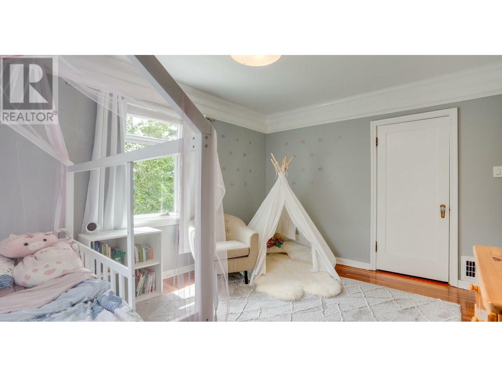 VERNON, British Columbia, V1T 1J7, CA, 5 Bedrooms Bedrooms, ,2 BathroomsBathrooms,Residential,For Sale,1865699