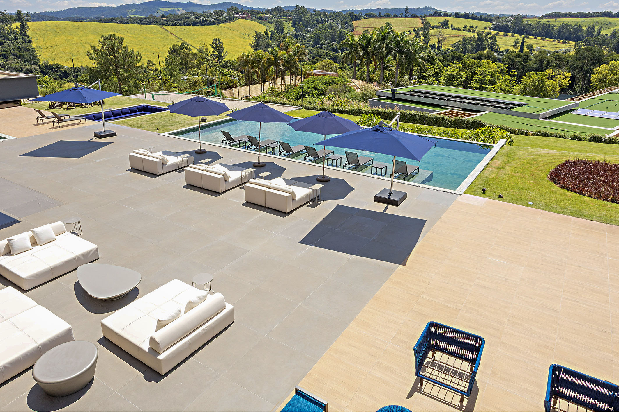  Olegário de Sá-designed residence in a privileged setting at Quinta da Baroneza - 物件實景