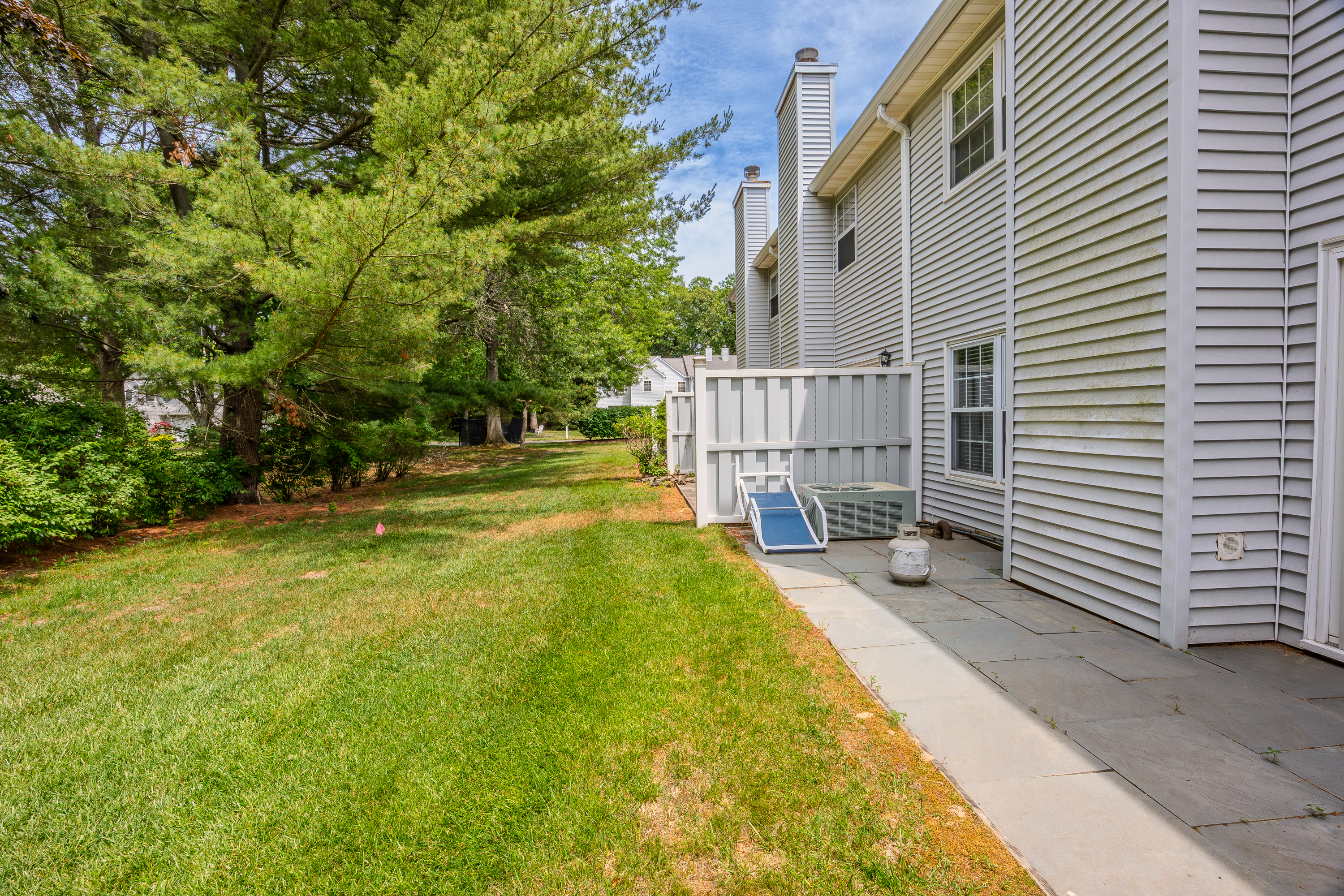  1406 Sara Circle, Port Jefferson Station, NY, 11776 - 物件實景