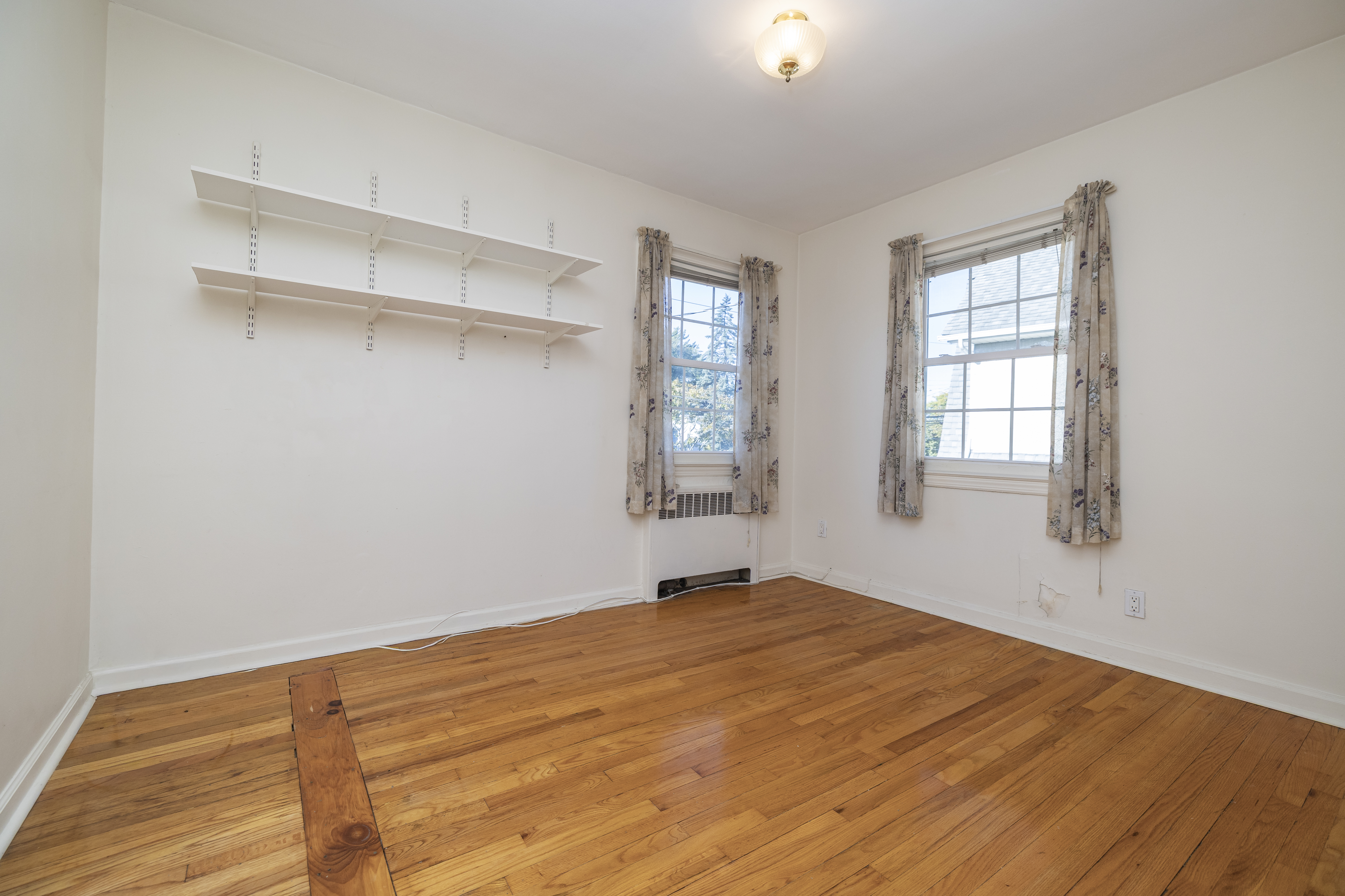  404 Cornwell Avenue, Malverne, NY 11565 - 物件實景