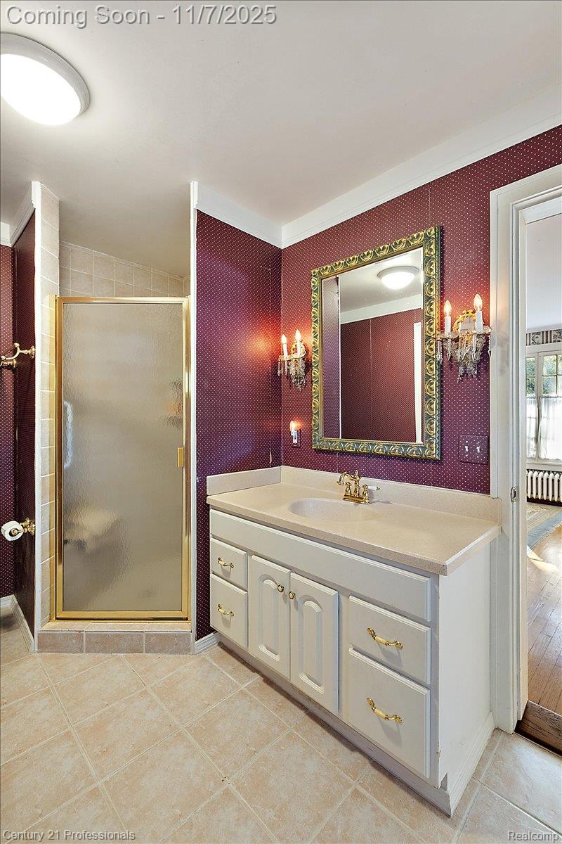 Clarkston, Michigan, 48348, United States, 4 Bedrooms Bedrooms, ,2 BathroomsBathrooms,Residential,For Sale,1987111