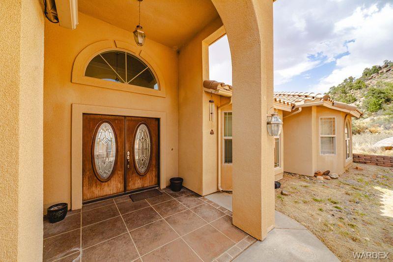 Kingman, Arizona, 86401, United States, 3 Bedrooms Bedrooms, ,2 BathroomsBathrooms,Residential,For Sale,1980873