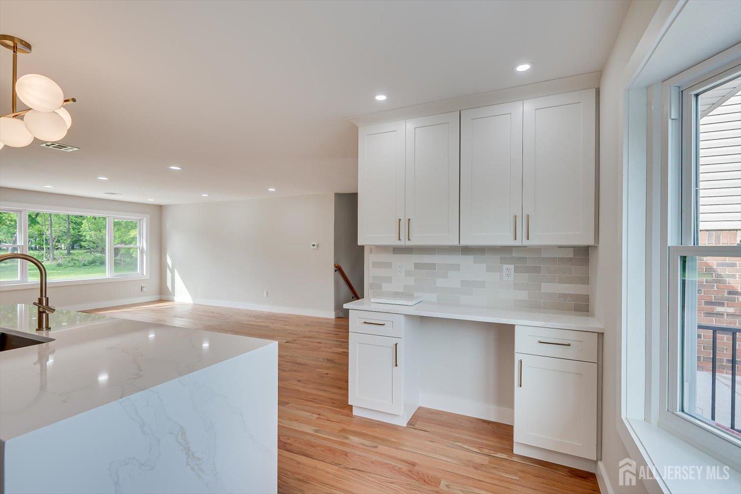 Piscataway, New Jersey, 08854, United States, 5 Bedrooms Bedrooms, ,3 BathroomsBathrooms,Residential,For Sale,2048679