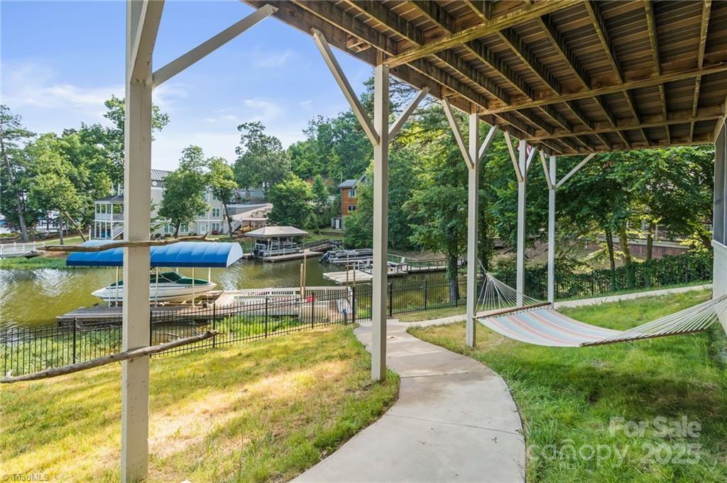 New London, North Carolina, 28127, United States, 3 Bedrooms Bedrooms, ,2 BathroomsBathrooms,Residential,For Sale,1827846