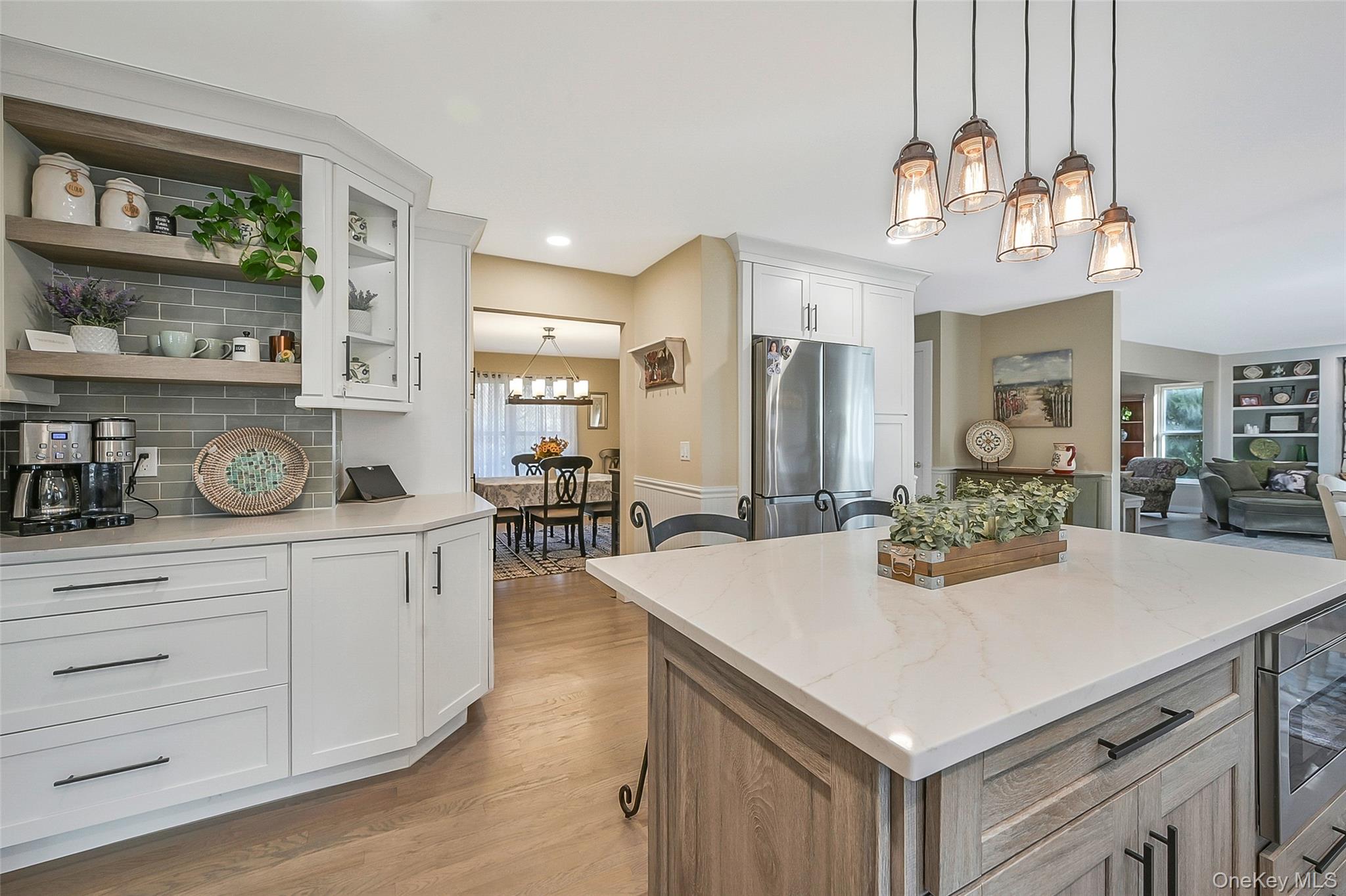 Wading River, New York, 11792, United States, 4 Bedrooms Bedrooms, ,3 BathroomsBathrooms,Residential,For Sale,2002958