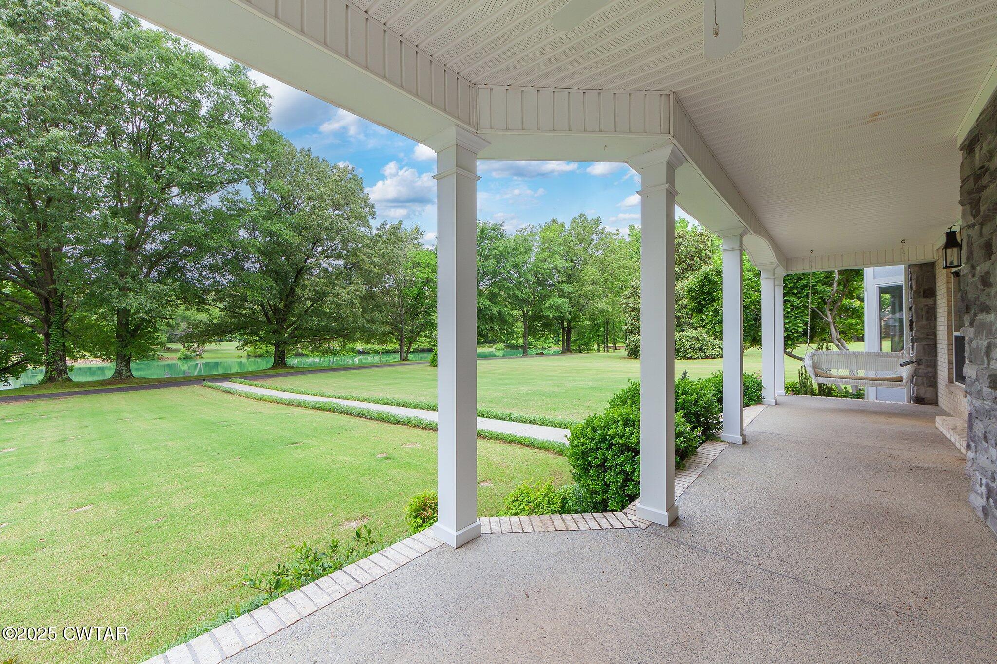 Humboldt, Tennessee, 38343, United States, 4 Bedrooms Bedrooms, ,5 BathroomsBathrooms,Residential,For Sale,1818356