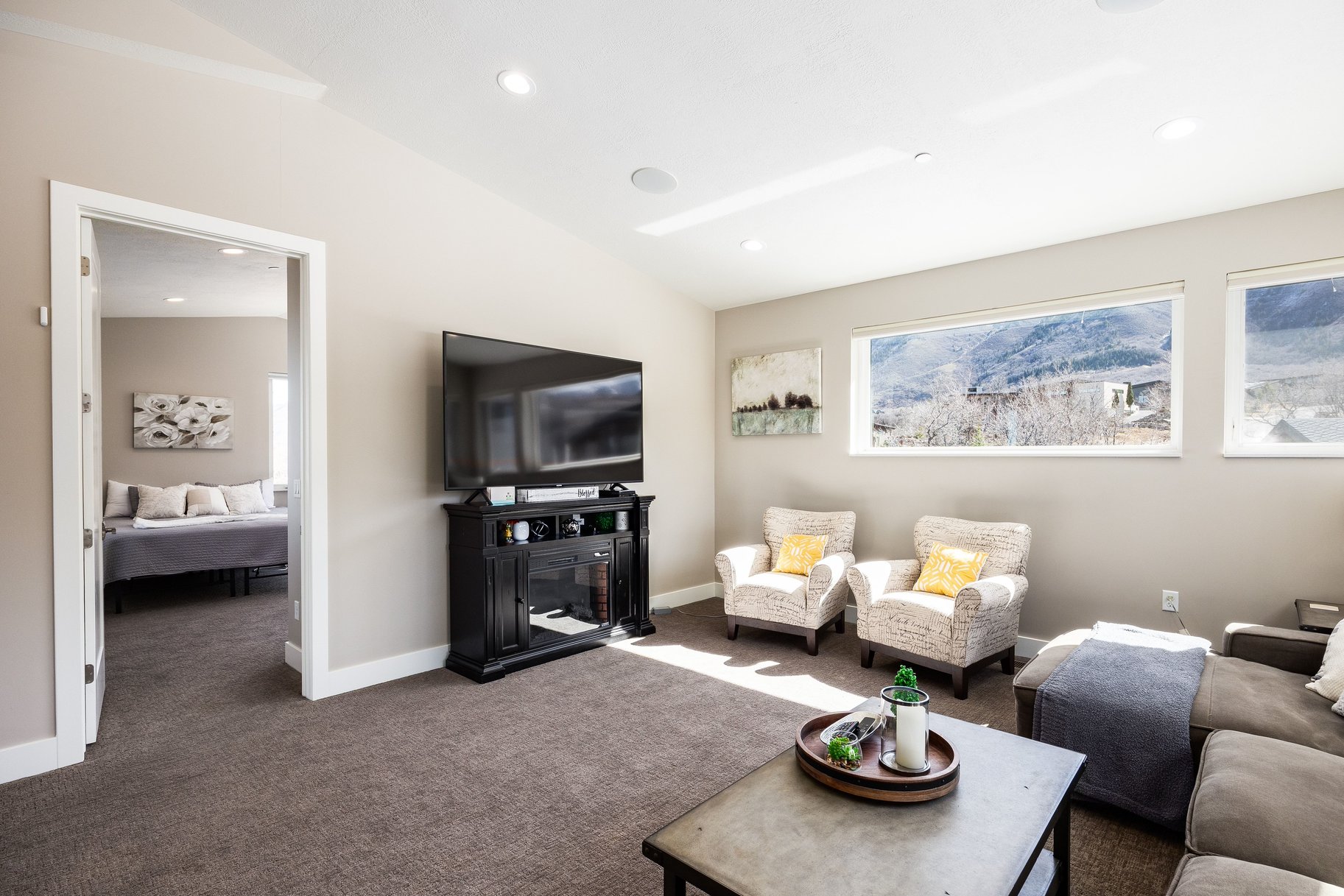  Mountain Contemporary Masterpiece with Panoramic Summit Creek Views - 物件實景