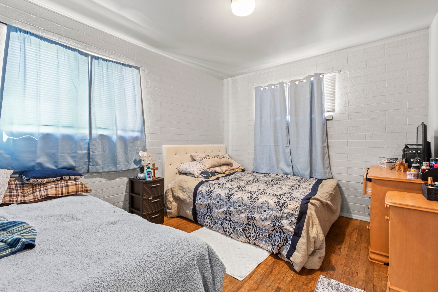  Cash Flow Now. More Later. Value-Add Duplex with Loyal Tenants - 物件實景