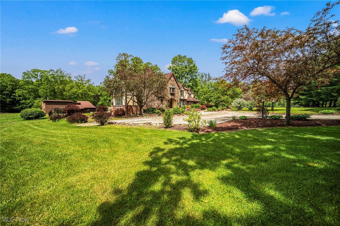 Orwell, Ohio, 44076, United States, 4 Bedrooms Bedrooms, ,6 BathroomsBathrooms,Residential,For Sale,1975661