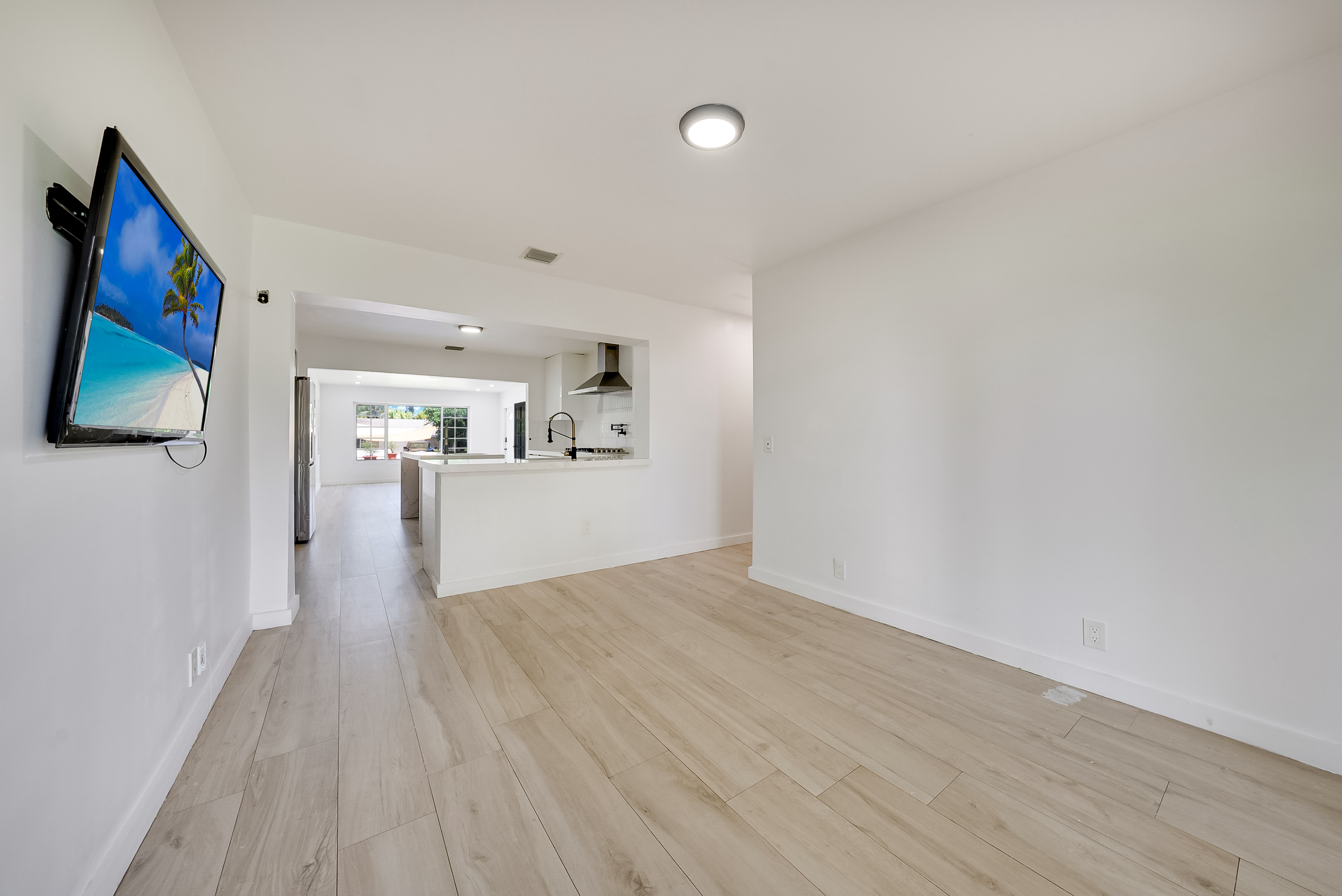  716 SW 5th Ave, Hallandale Beach, FL, 33009 - 物件實景