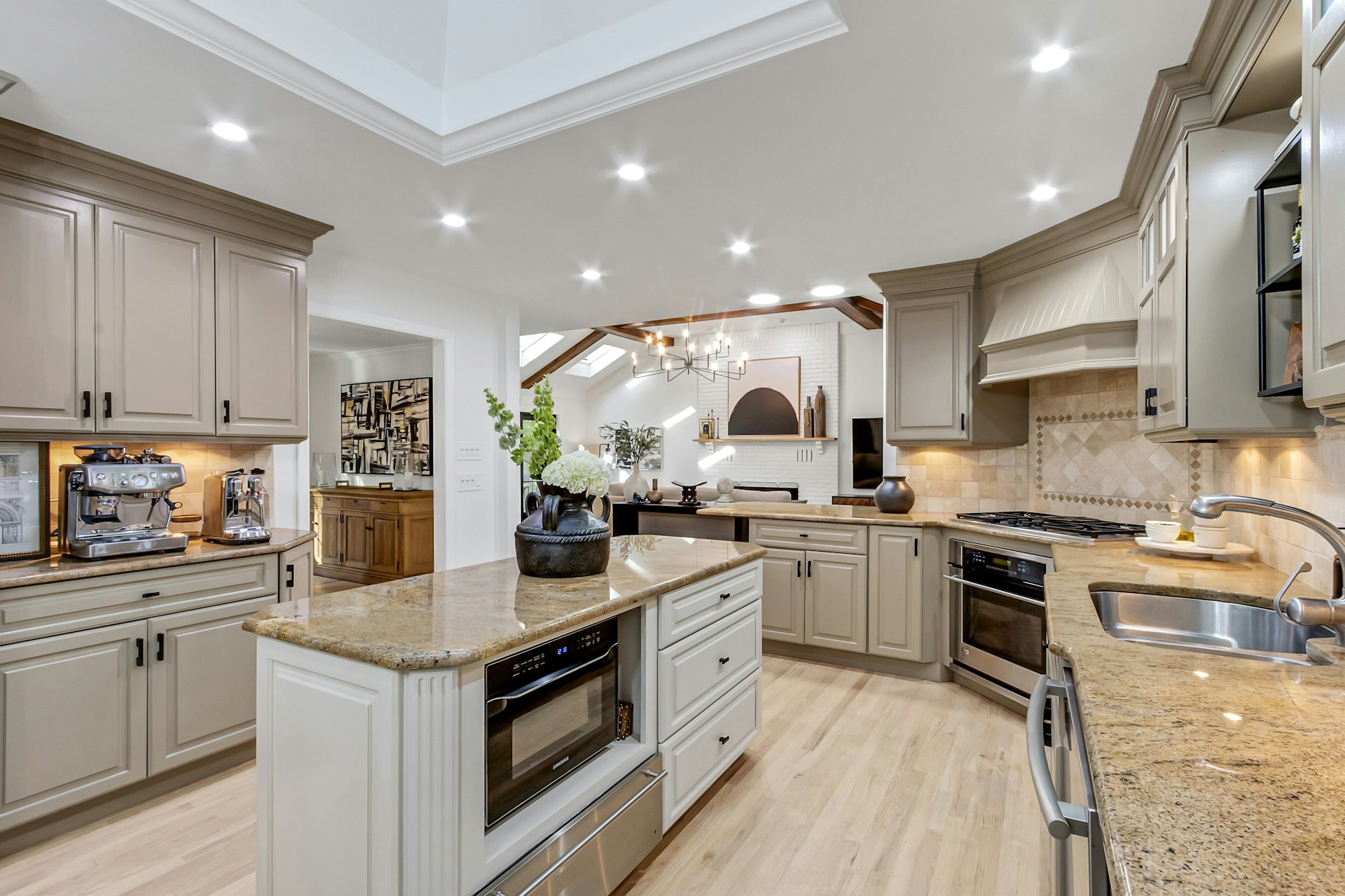  888 Briarwoods Road, Franklin Lakes, NJ 07417 - 物件實景