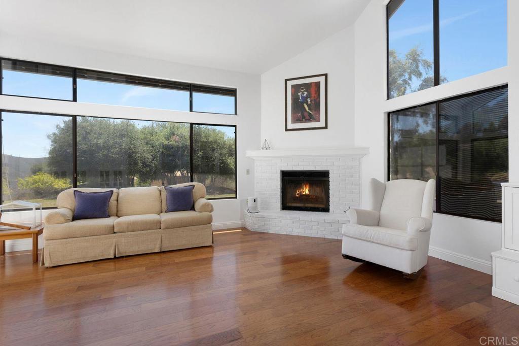 Escondido, California, 92029, United States, 3 Bedrooms Bedrooms, ,3 BathroomsBathrooms,Residential,For Sale,1905867