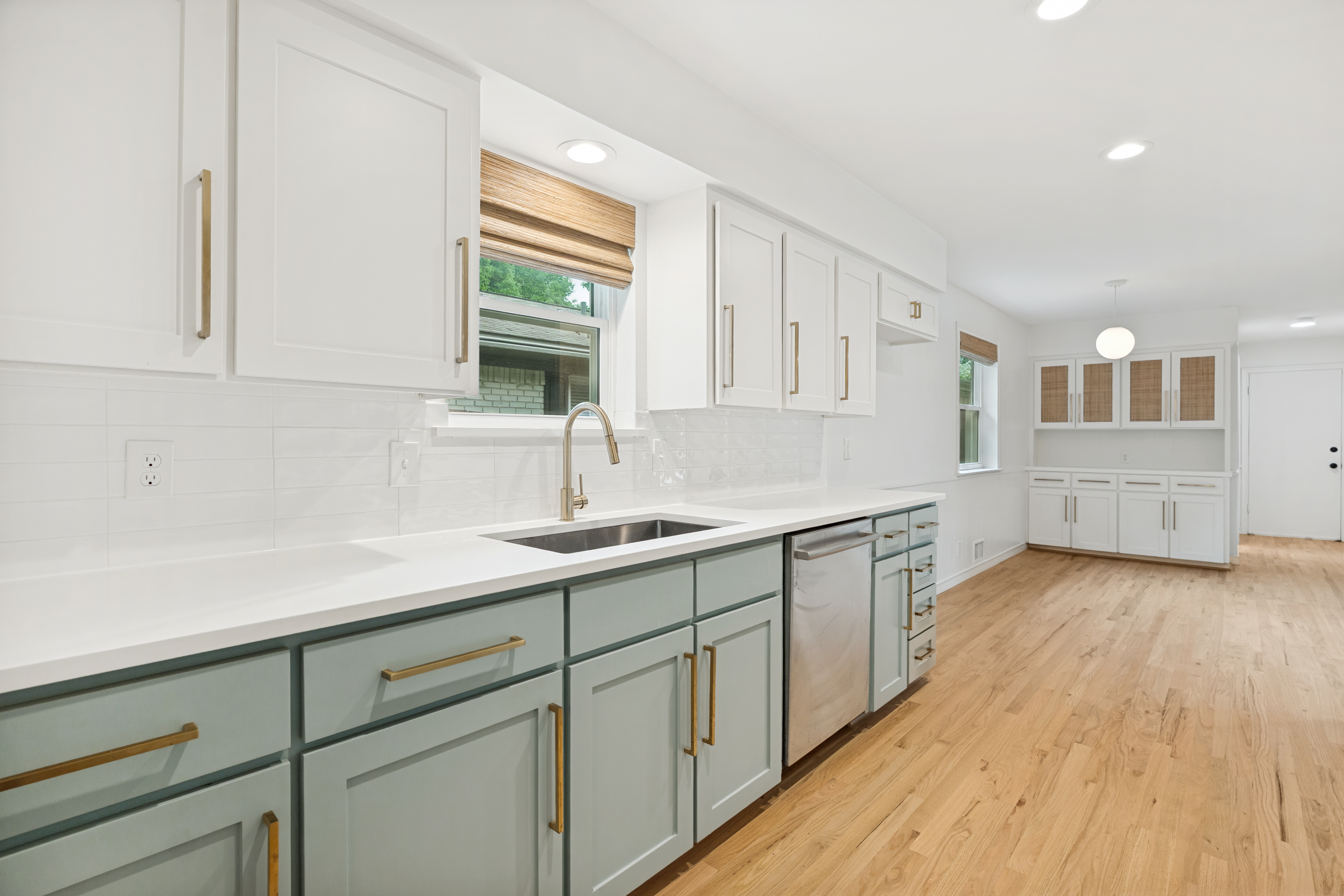  Beautifully Updated One-Story on Oversized Lot in Merriman Manor - 物件實景