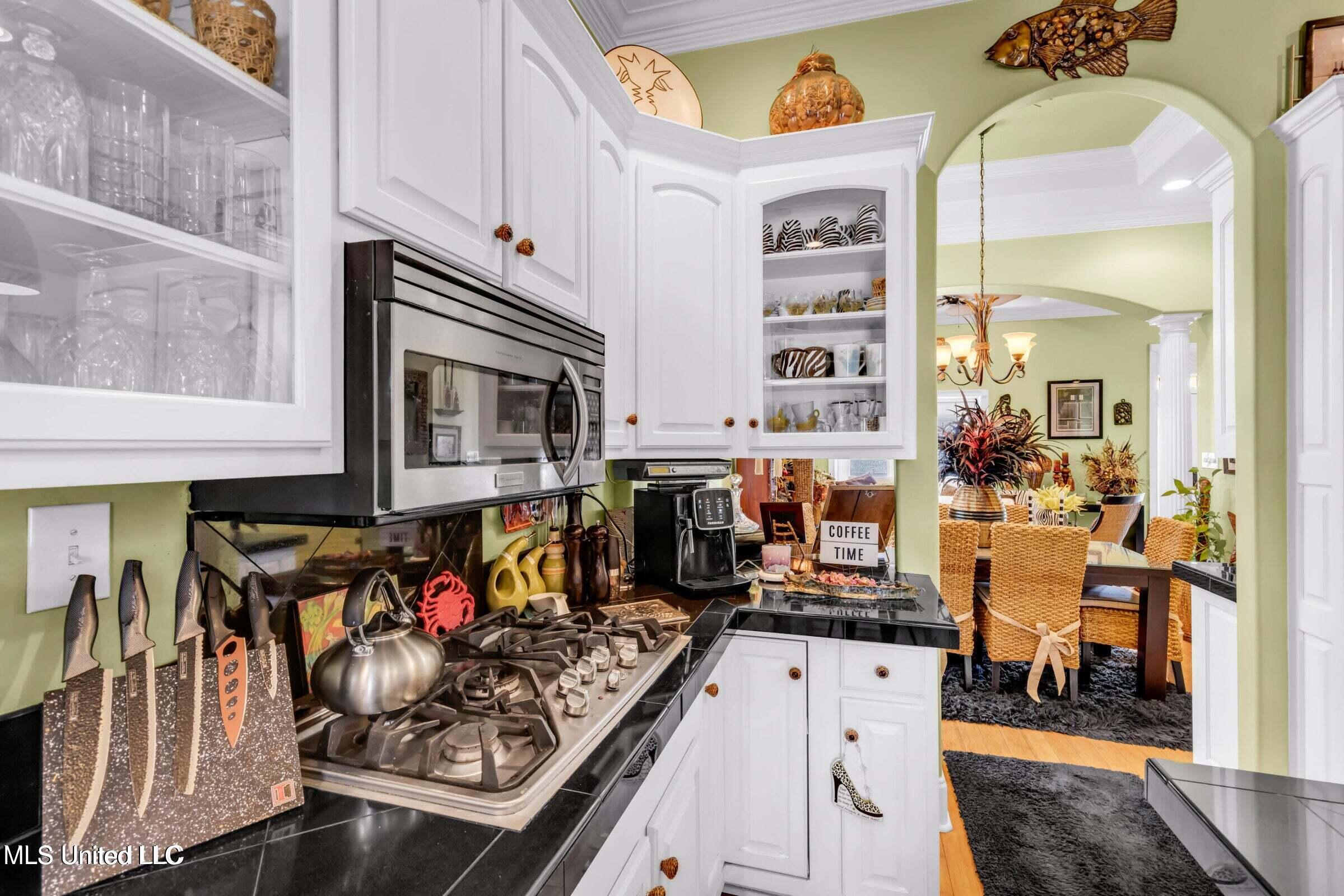 Biloxi, Mississippi, 39530, United States, 3 Bedrooms Bedrooms, ,3 BathroomsBathrooms,Residential,For Sale,1991800