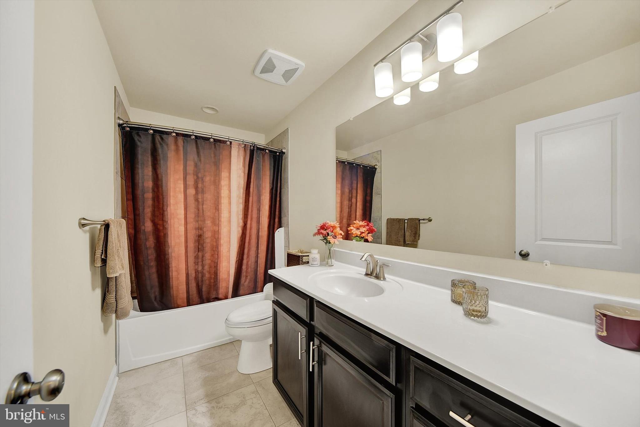 Pasadena, Maryland, 21122, United States, 3 Bedrooms Bedrooms, ,3 BathroomsBathrooms,Residential,For Sale,1982348