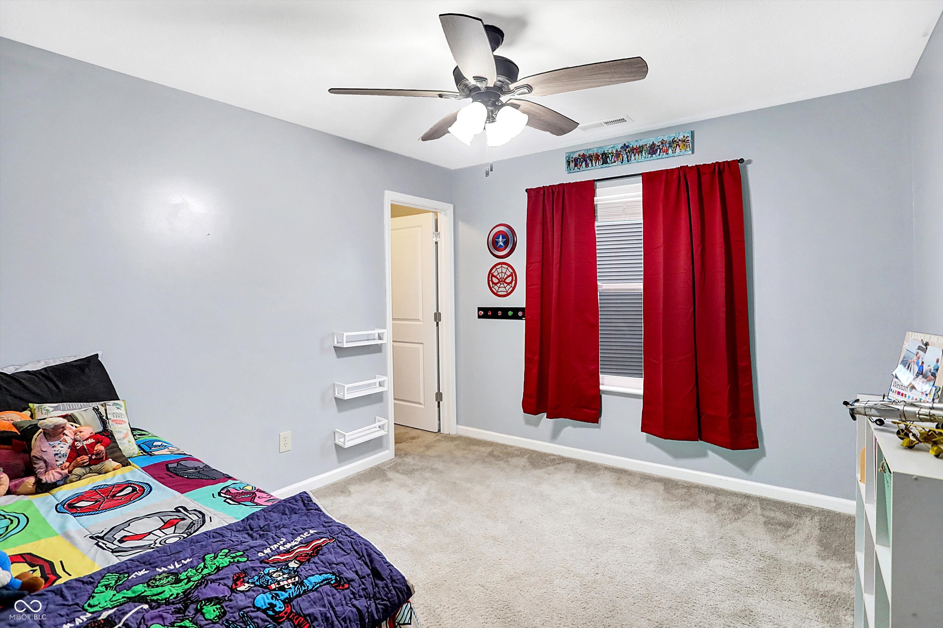 Franklin, Indiana, 46131, United States, 6 Bedrooms Bedrooms, ,4 BathroomsBathrooms,Residential,For Sale,1978604