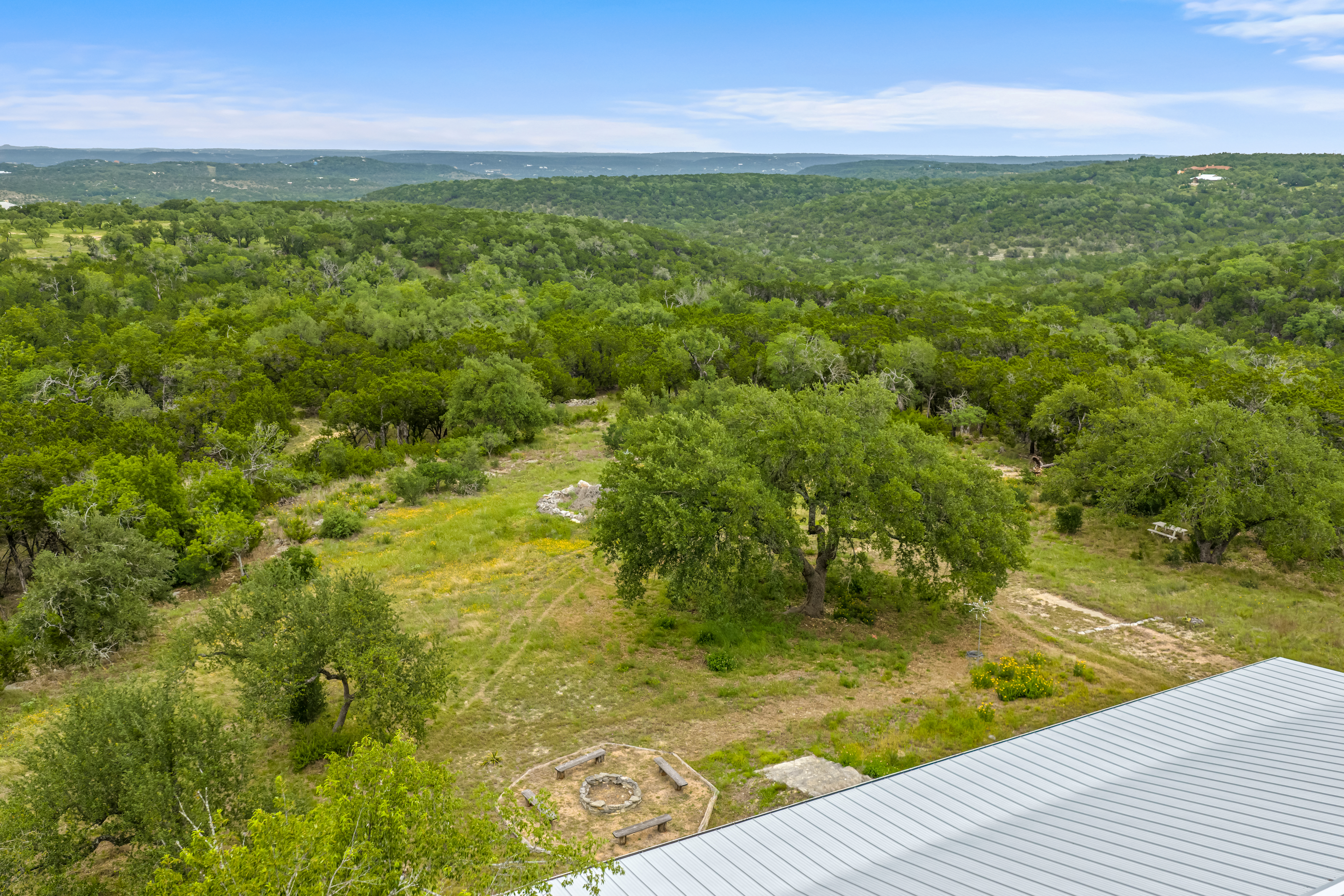  Hill Country Retreat Offering Sweeping Unobstructed Views - 物件實景