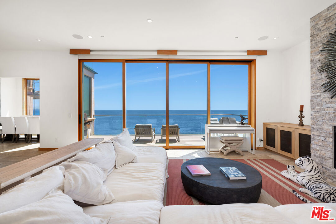 Malibu, California, 90265, United States, 3 Bedrooms Bedrooms, ,3 BathroomsBathrooms,Residential,For Sale,2002033