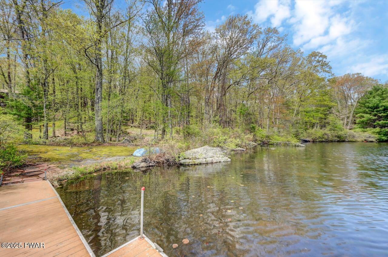 Lords Valley, Pennsylvania, 18428, United States, 5 Bedrooms Bedrooms, ,3 BathroomsBathrooms,Residential,For Sale,1977416