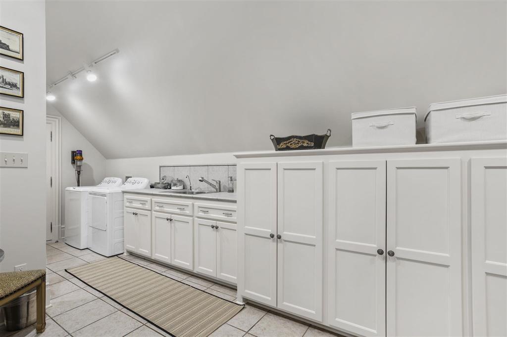 Lake Charles, Louisiana, 70605, United States, 4 Bedrooms Bedrooms, ,6 BathroomsBathrooms,Residential,For Sale,2026248