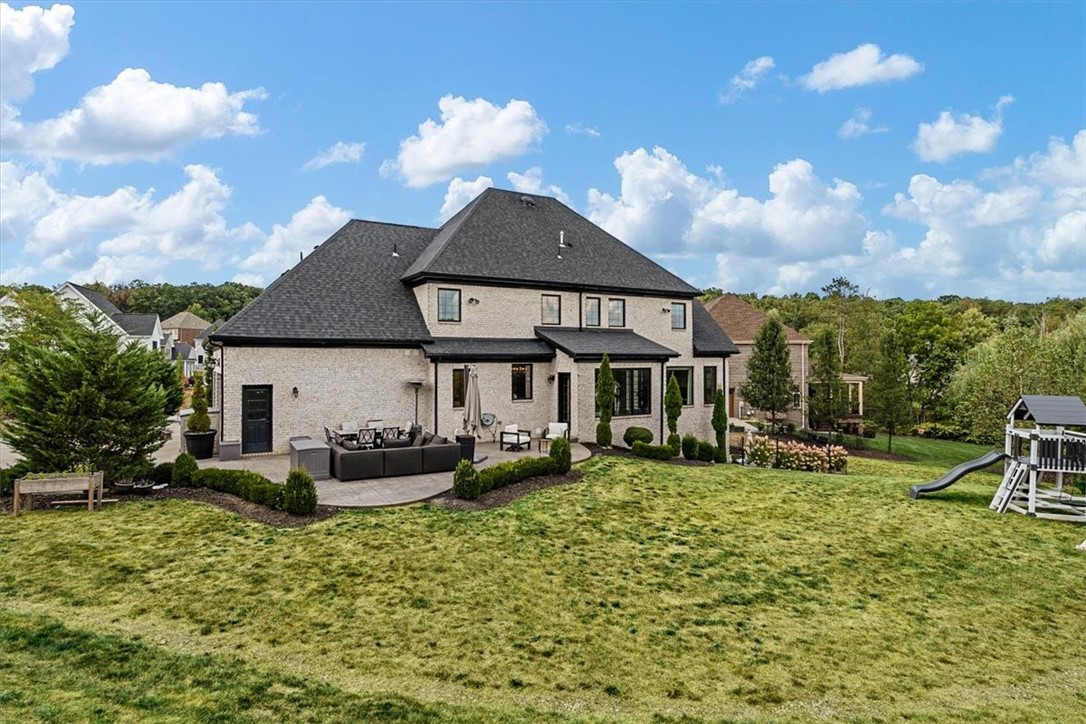 Cranberry Twp, Pennsylvania, 16066, United States, 4 Bedrooms Bedrooms, ,5 BathroomsBathrooms,Residential,For Sale,1940441