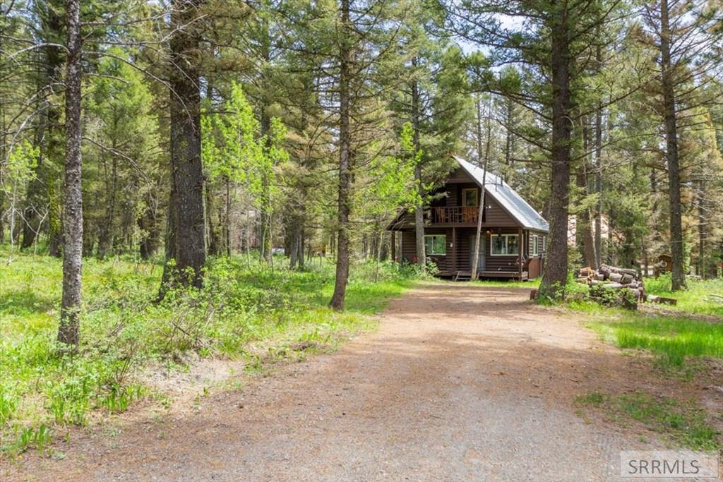 ISLAND PARK, Idaho, 83429, United States, 3 Bedrooms Bedrooms, ,2 BathroomsBathrooms,Residential,For Sale,2049198
