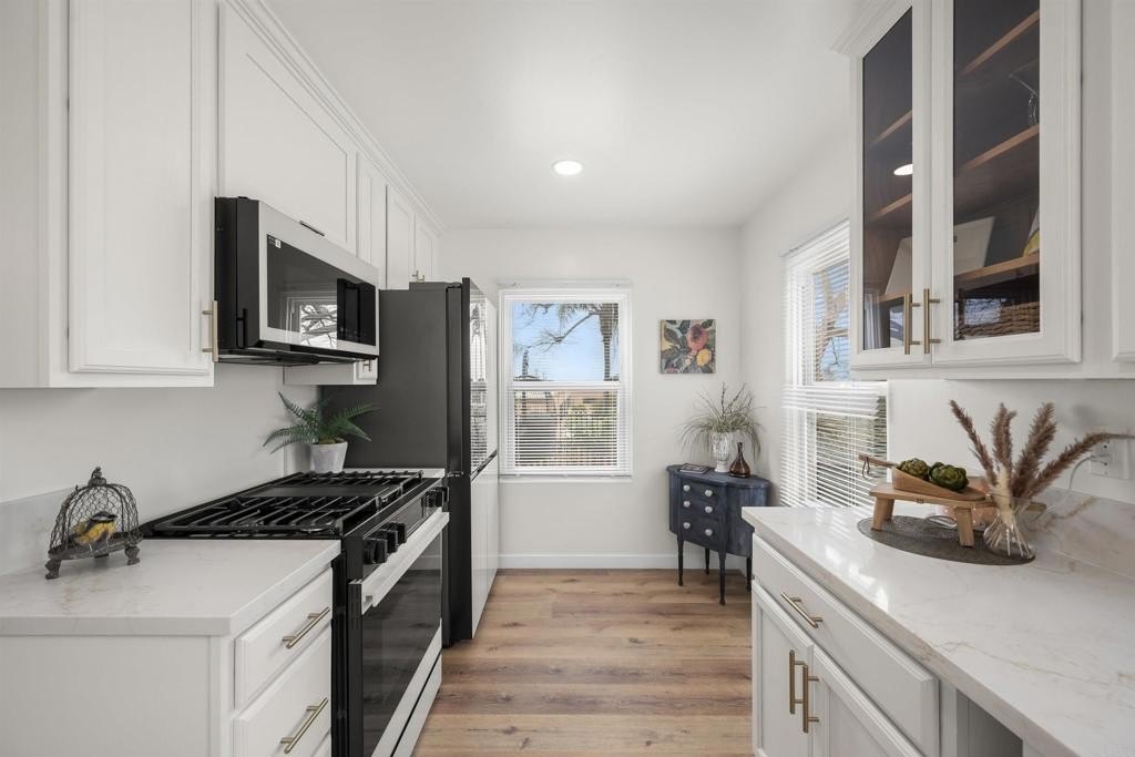 San Diego, California, 92107, United States, 3 Bedrooms Bedrooms, ,2 BathroomsBathrooms,Residential,For Sale,1908264