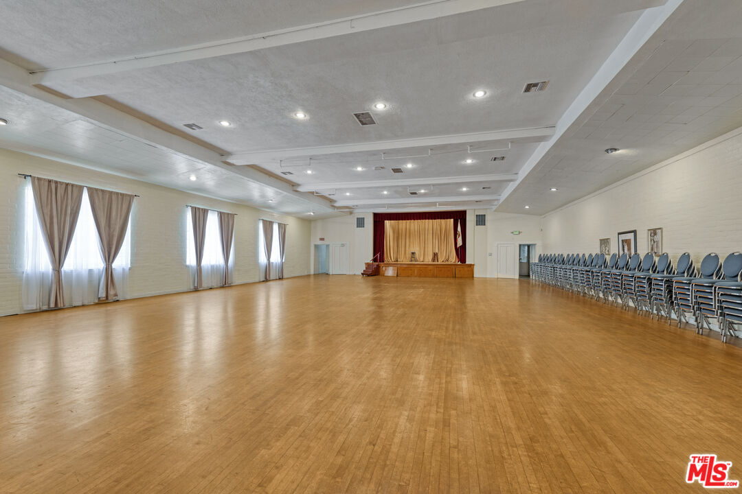 Los Angeles, California, 90046, United States, ,Land,For Sale,1906521
