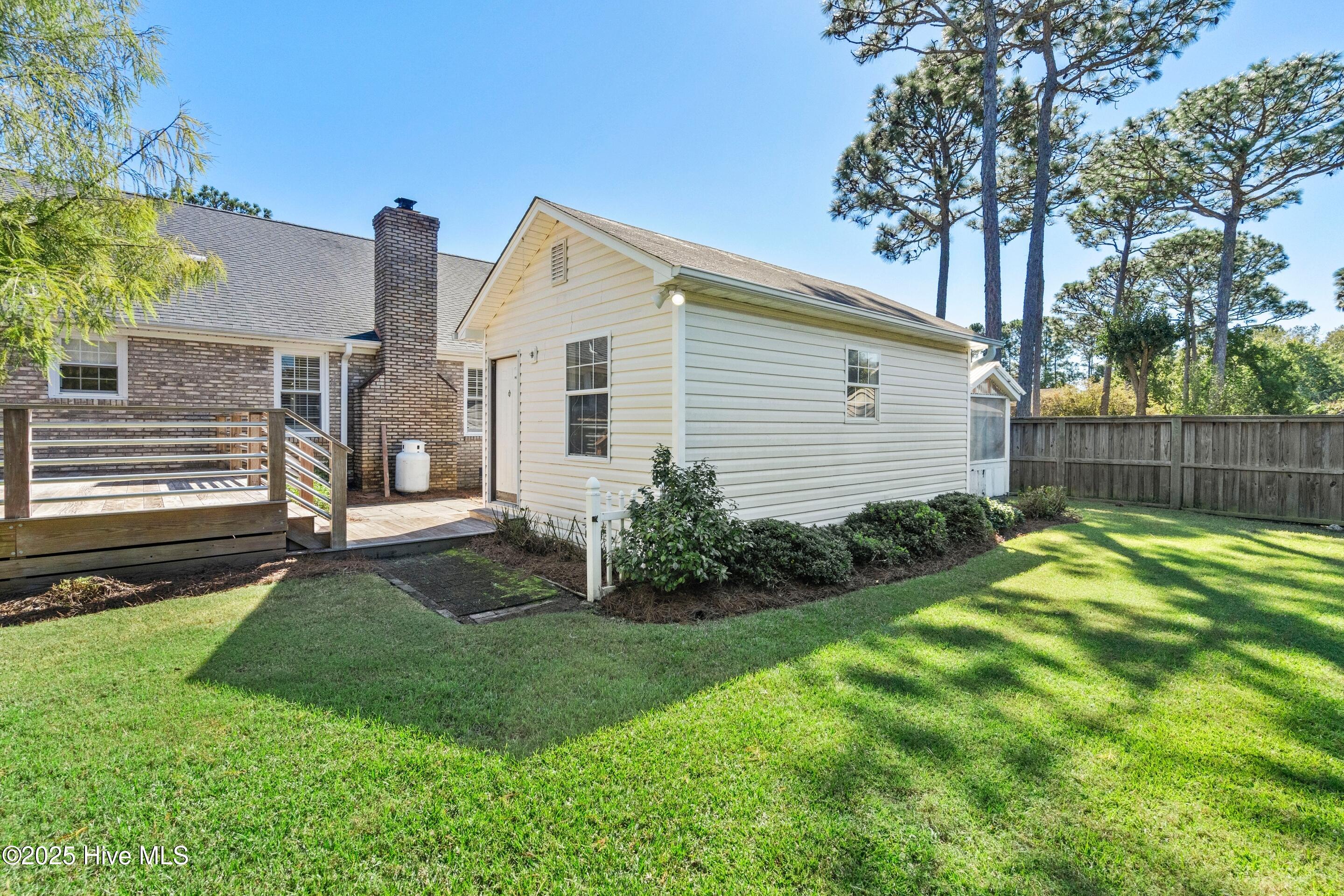 Wilmington, North Carolina, 28409, United States, 4 Bedrooms Bedrooms, ,3 BathroomsBathrooms,Residential,For Sale,1967637