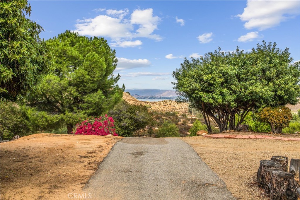 Lake Elsinore, California, 92530, United States, 3 Bedrooms Bedrooms, ,1 BathroomBathrooms,Residential,For Sale,1943552