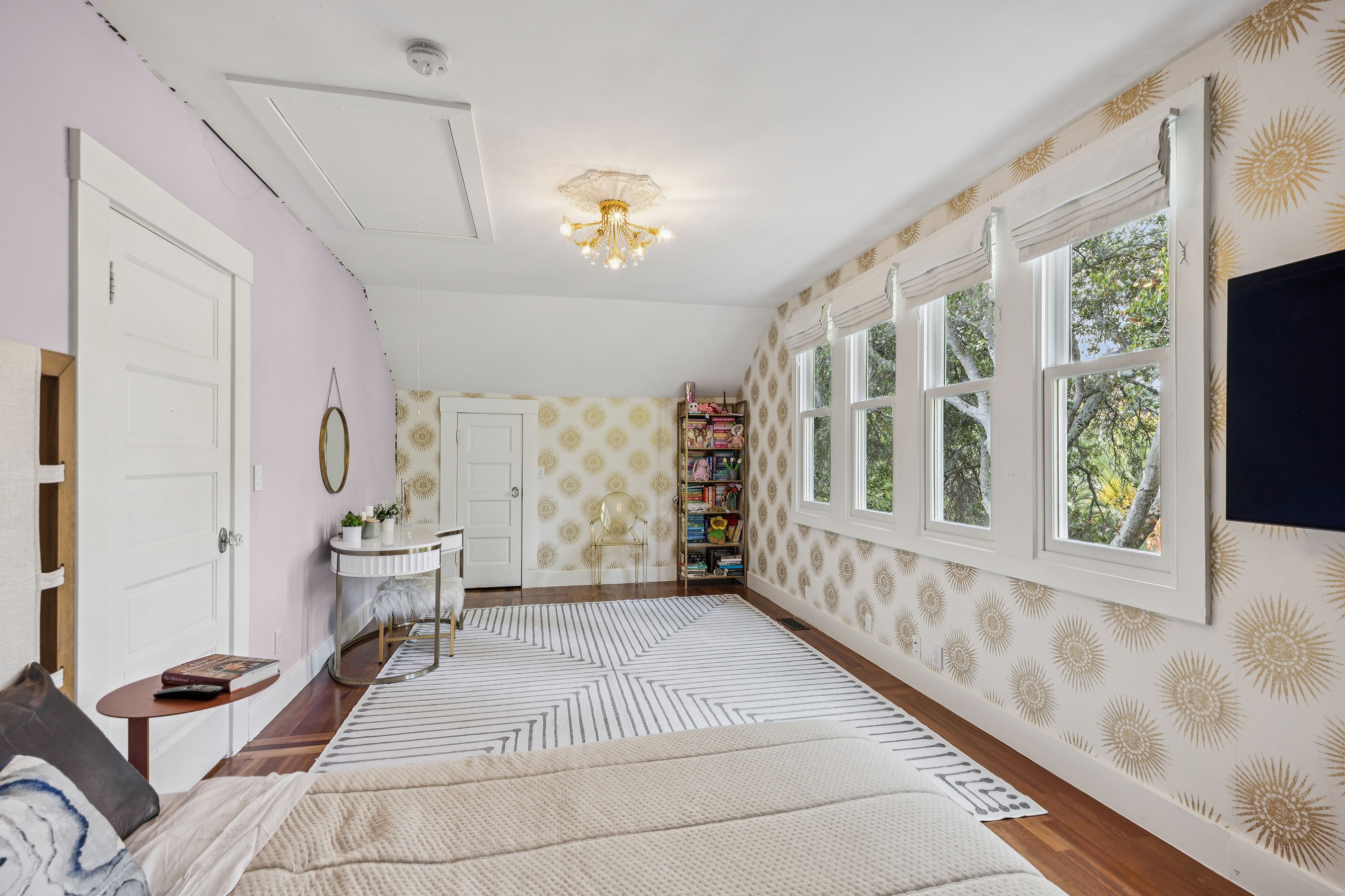  A Hidden Ross Retreat Offering Value and Acreage - 物件實景