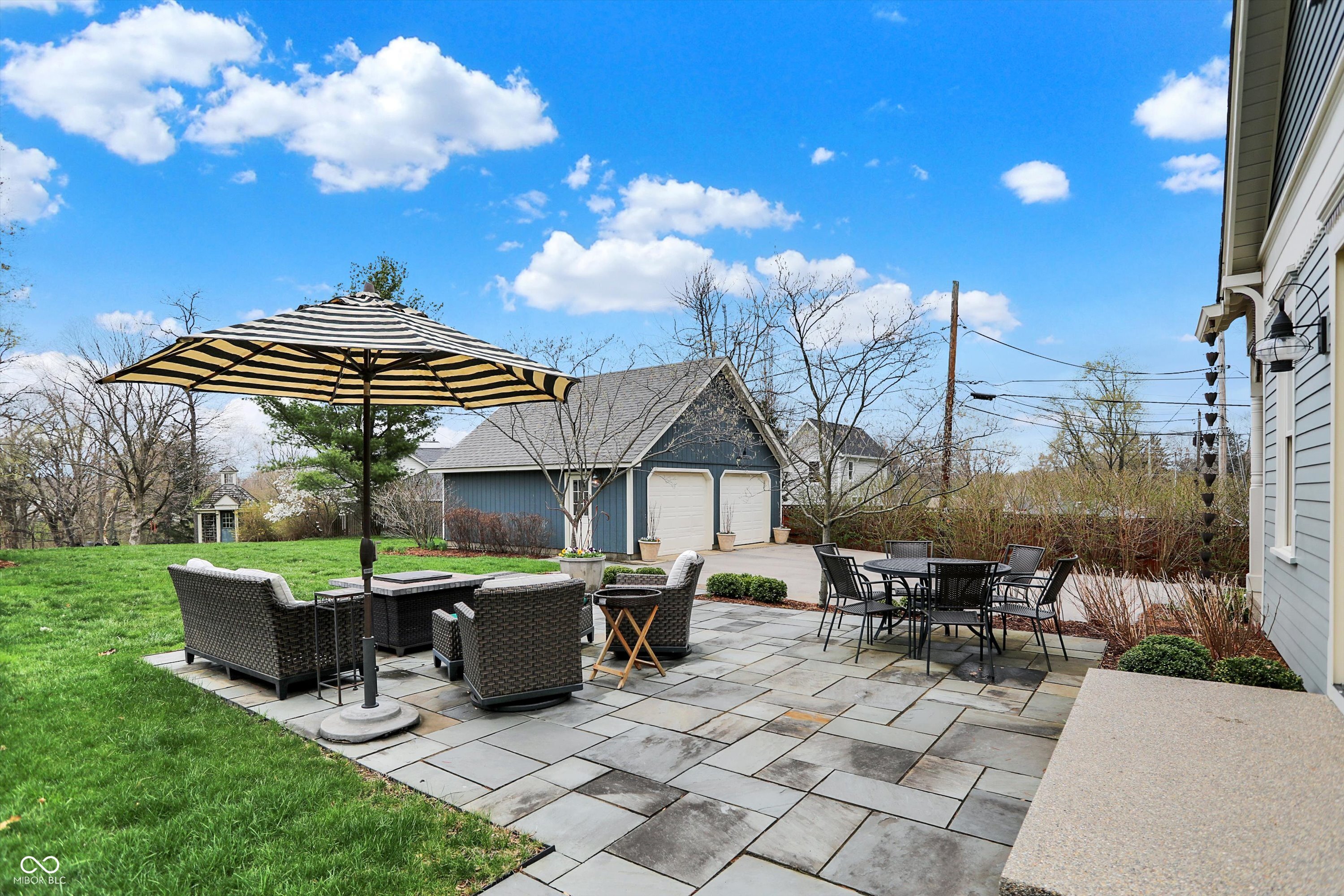 Zionsville, Indiana, 46077, United States, 6 Bedrooms Bedrooms, ,5 BathroomsBathrooms,Residential,For Sale,1766100
