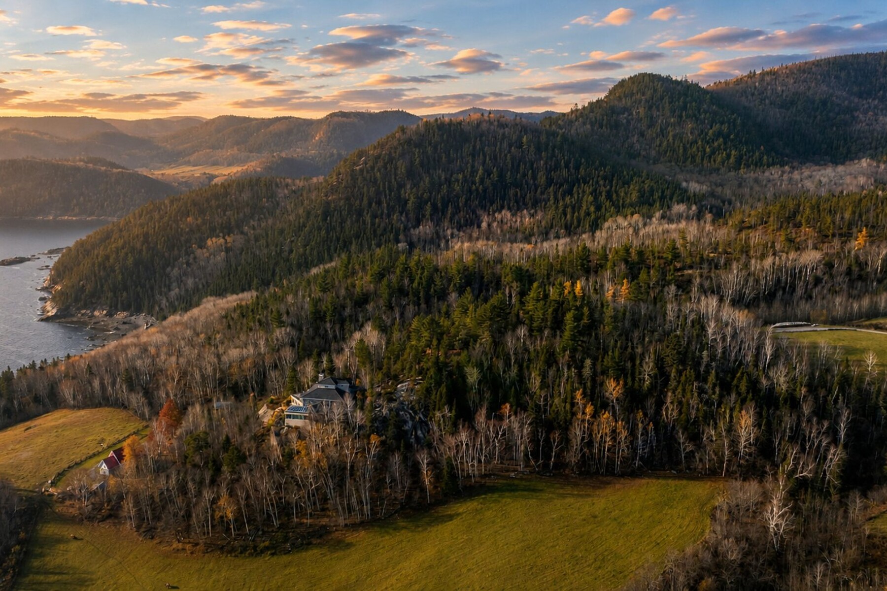  Sainte-Rose-du-Nord, Saguenay / Lac-Saint-Jean - 物件實景