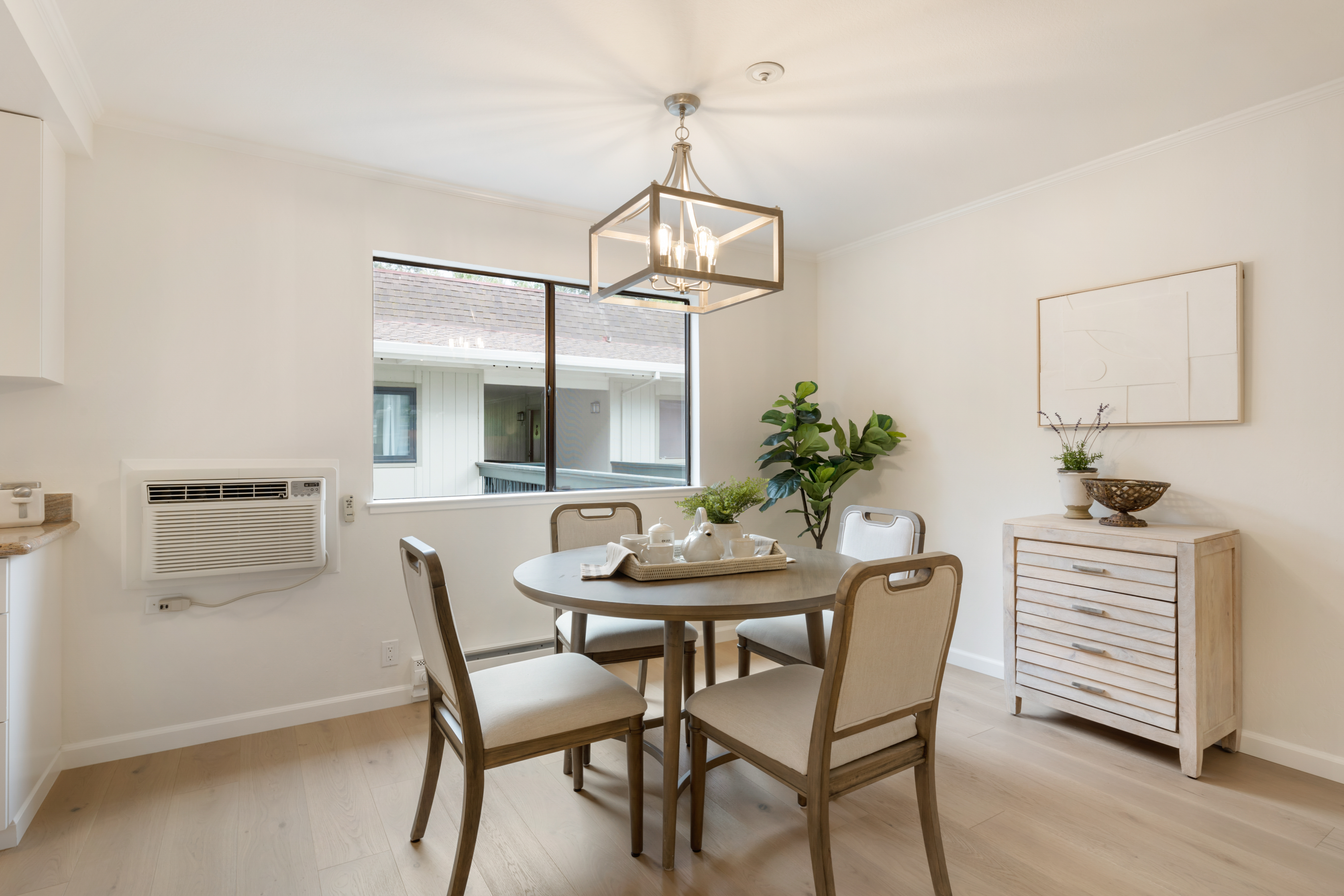  Updated Condo In Prime Los Altos Cul de Sac Location - 物件實景