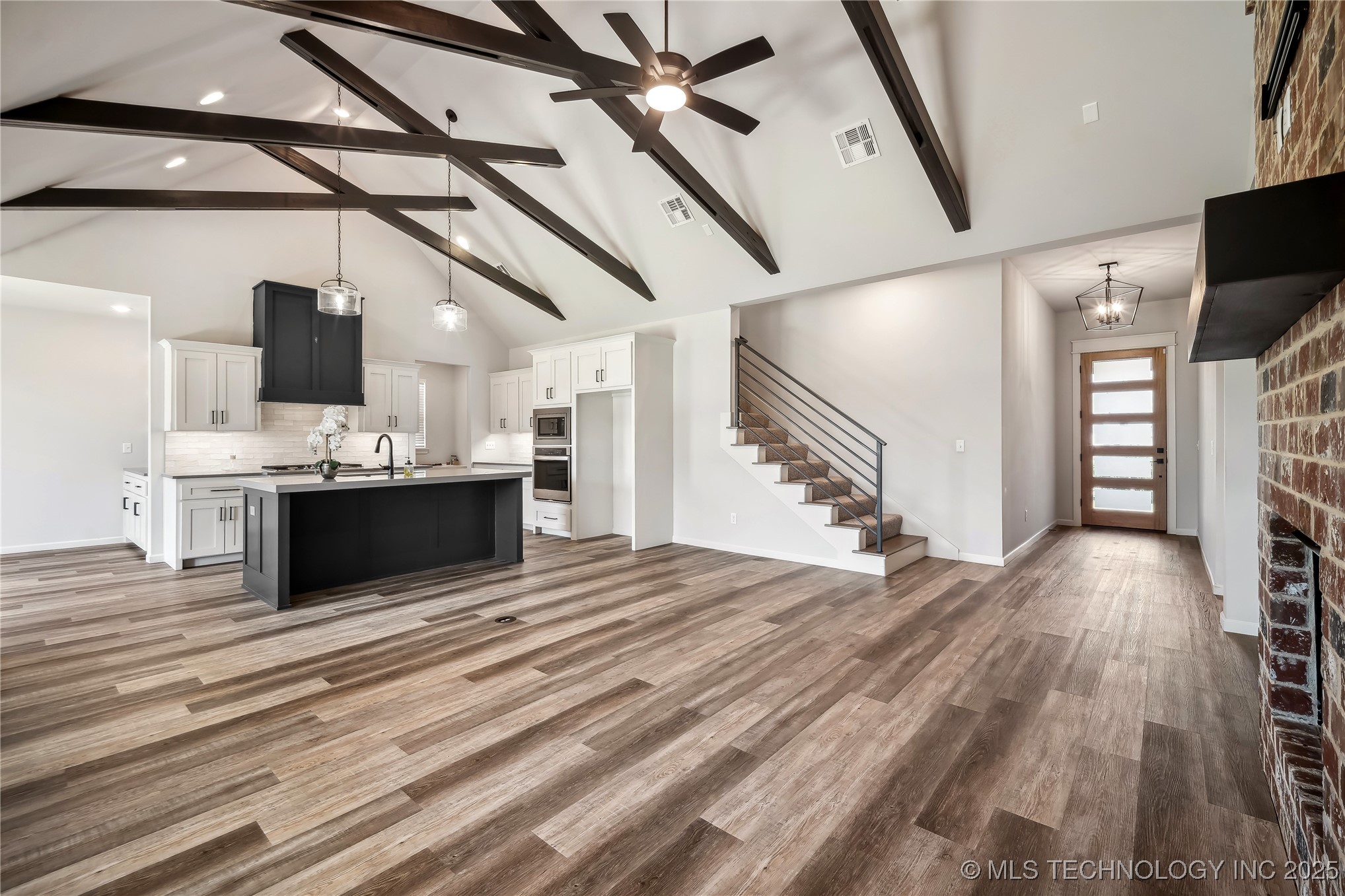 Bixby, Oklahoma, 74008, United States, 4 Bedrooms Bedrooms, ,4 BathroomsBathrooms,Residential,For Sale,1819020