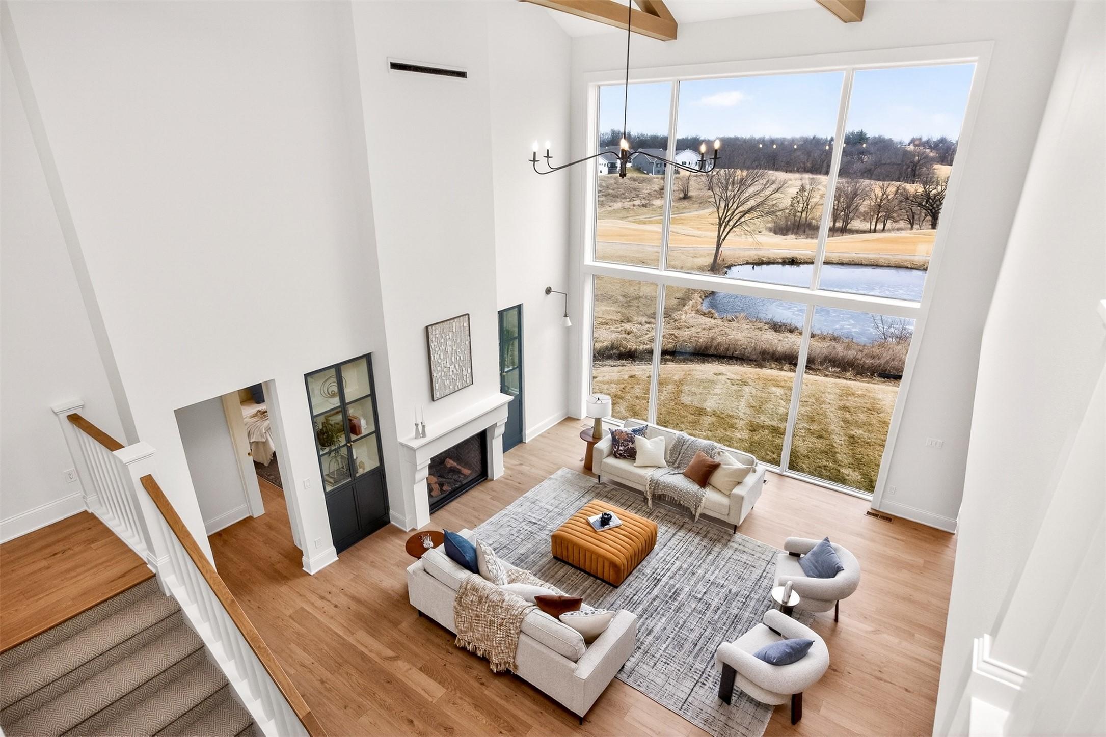 Pella, Iowa, 50219, United States, 5 Bedrooms Bedrooms, ,5 BathroomsBathrooms,Residential,For Sale,2019624