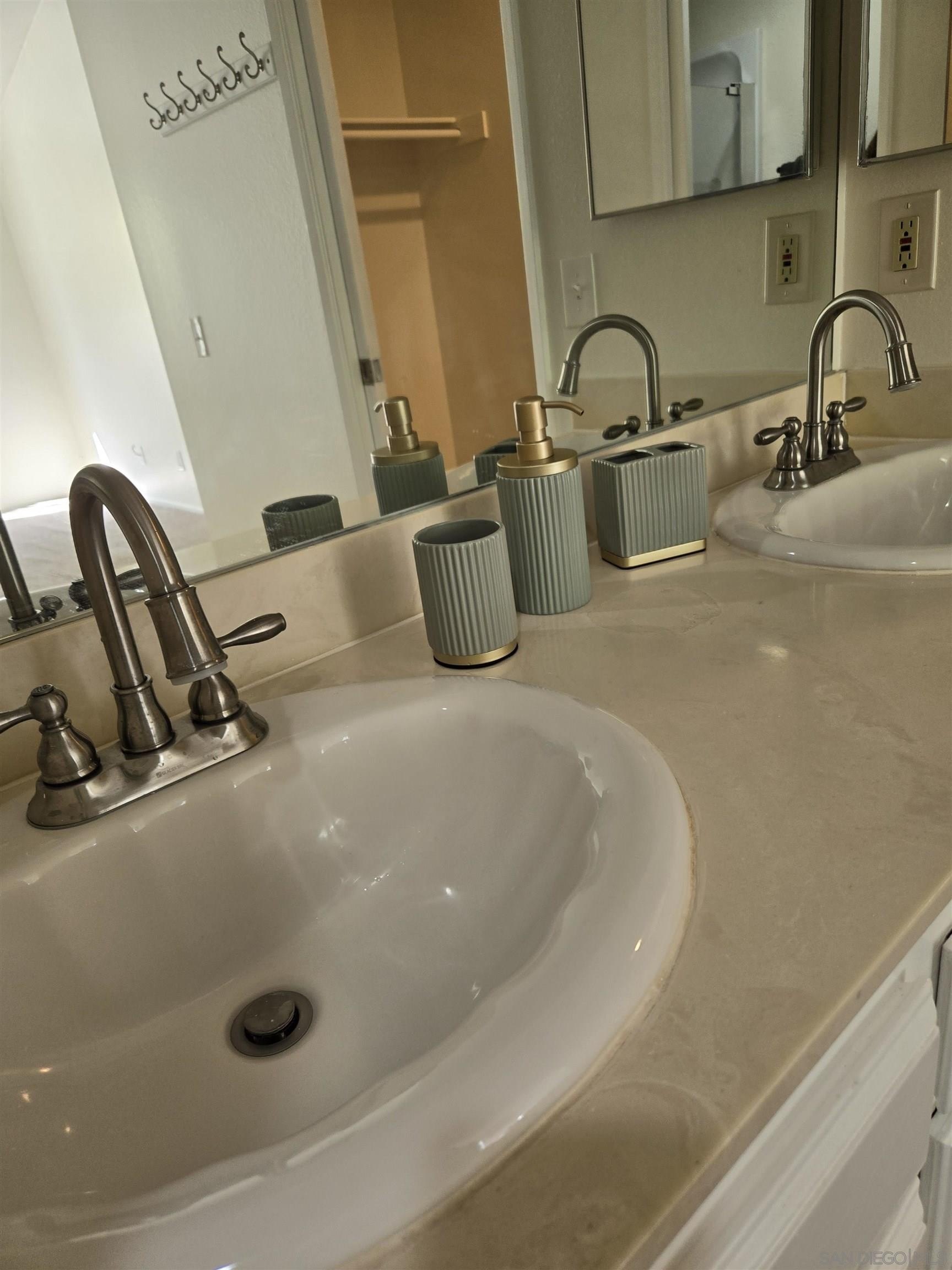 Chula Vista, California, 91913, United States, 3 Bedrooms Bedrooms, ,2 BathroomsBathrooms,Residential,For Sale,1770309