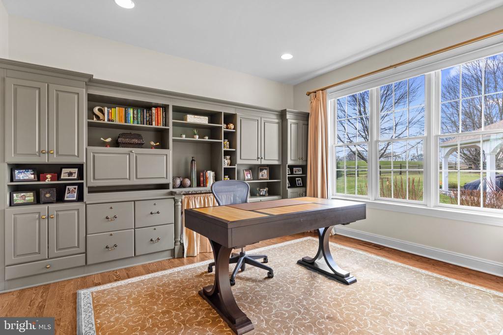 New Hope, Pennsylvania, 18938, United States, 4 Bedrooms Bedrooms, ,4 BathroomsBathrooms,Residential,For Sale,2003111