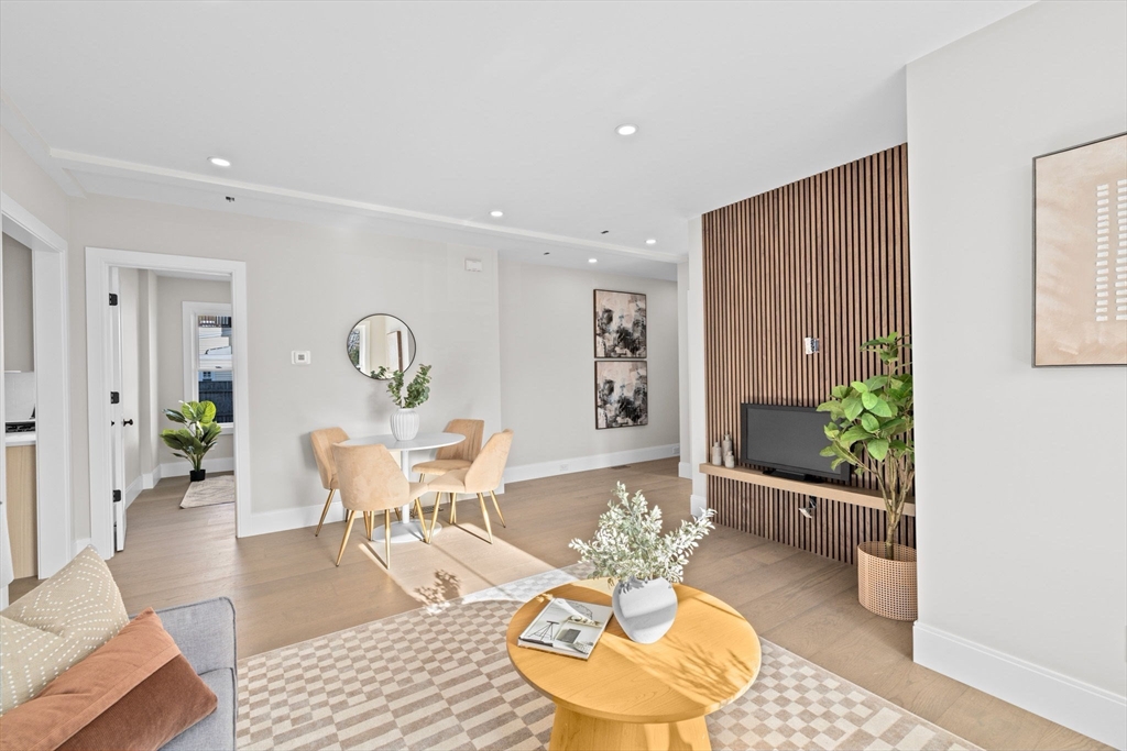 Boston, Massachusetts, 02132, United States, 3 Bedrooms Bedrooms, ,2 BathroomsBathrooms,Residential,For Sale,1991771