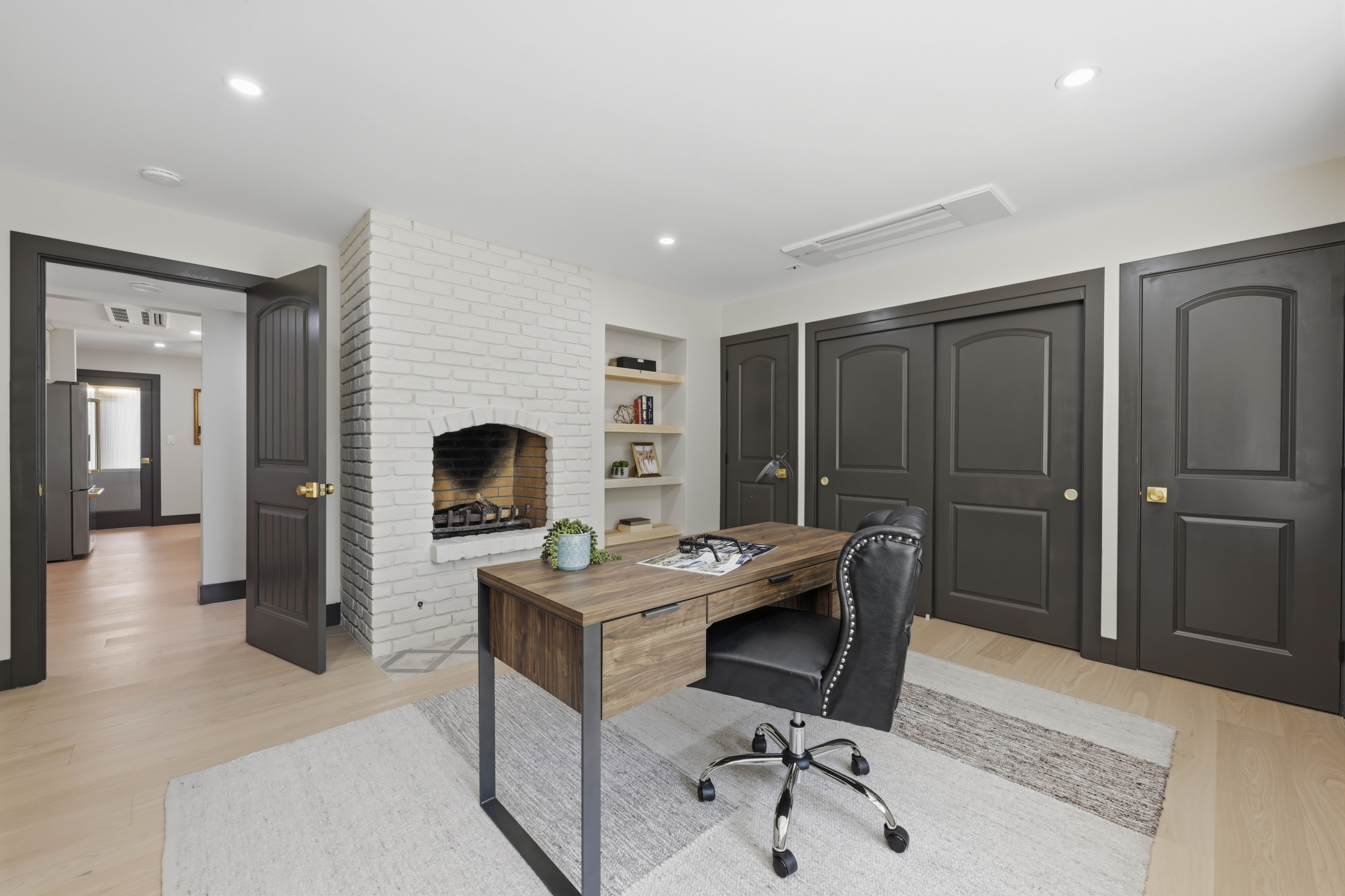  9815 Mira Del Rio Drive, Sacramento, CA 95827 - 物件實景