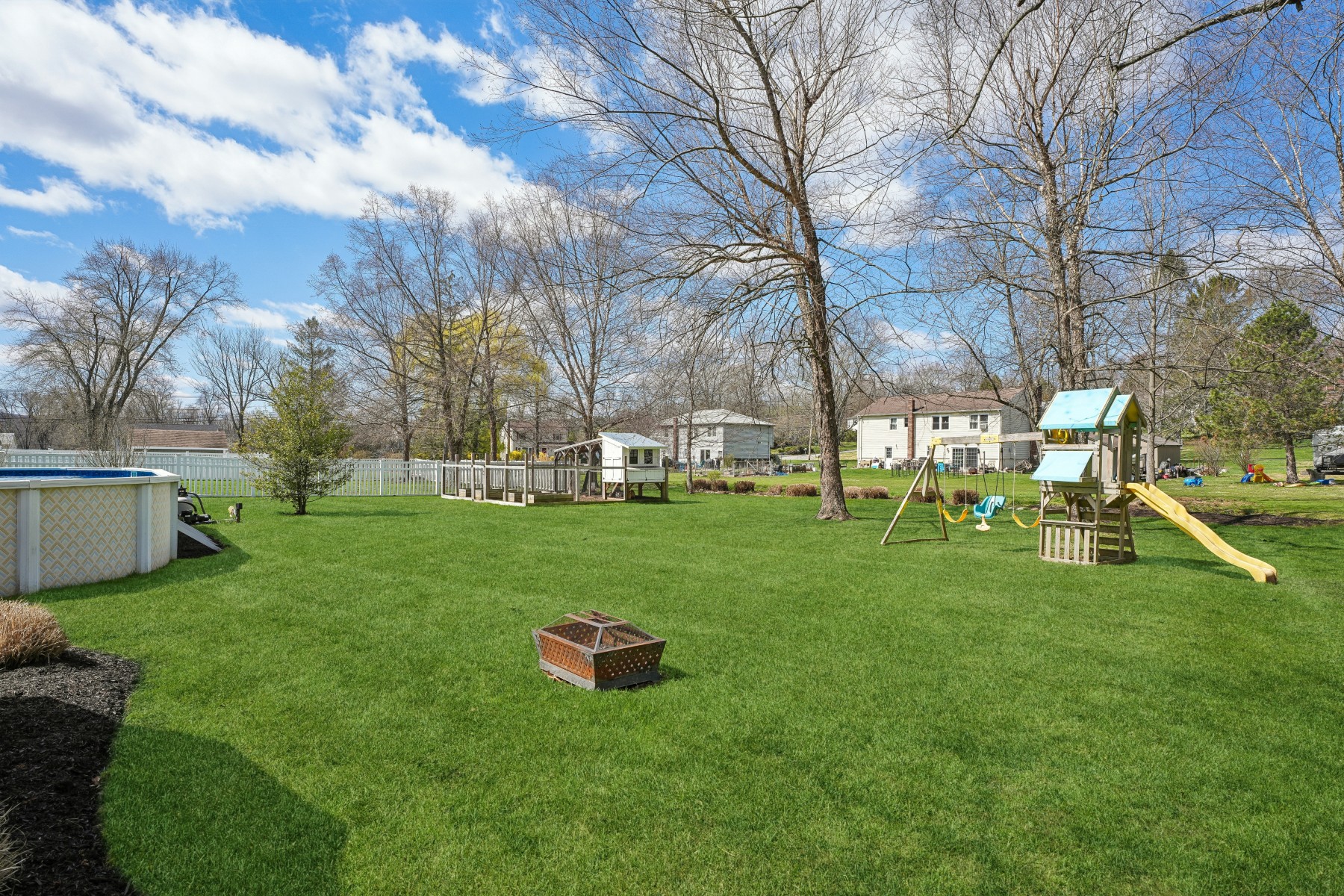  Conveniently Located ?Diamond Hill? Neighborhood Colonial - 物件實景