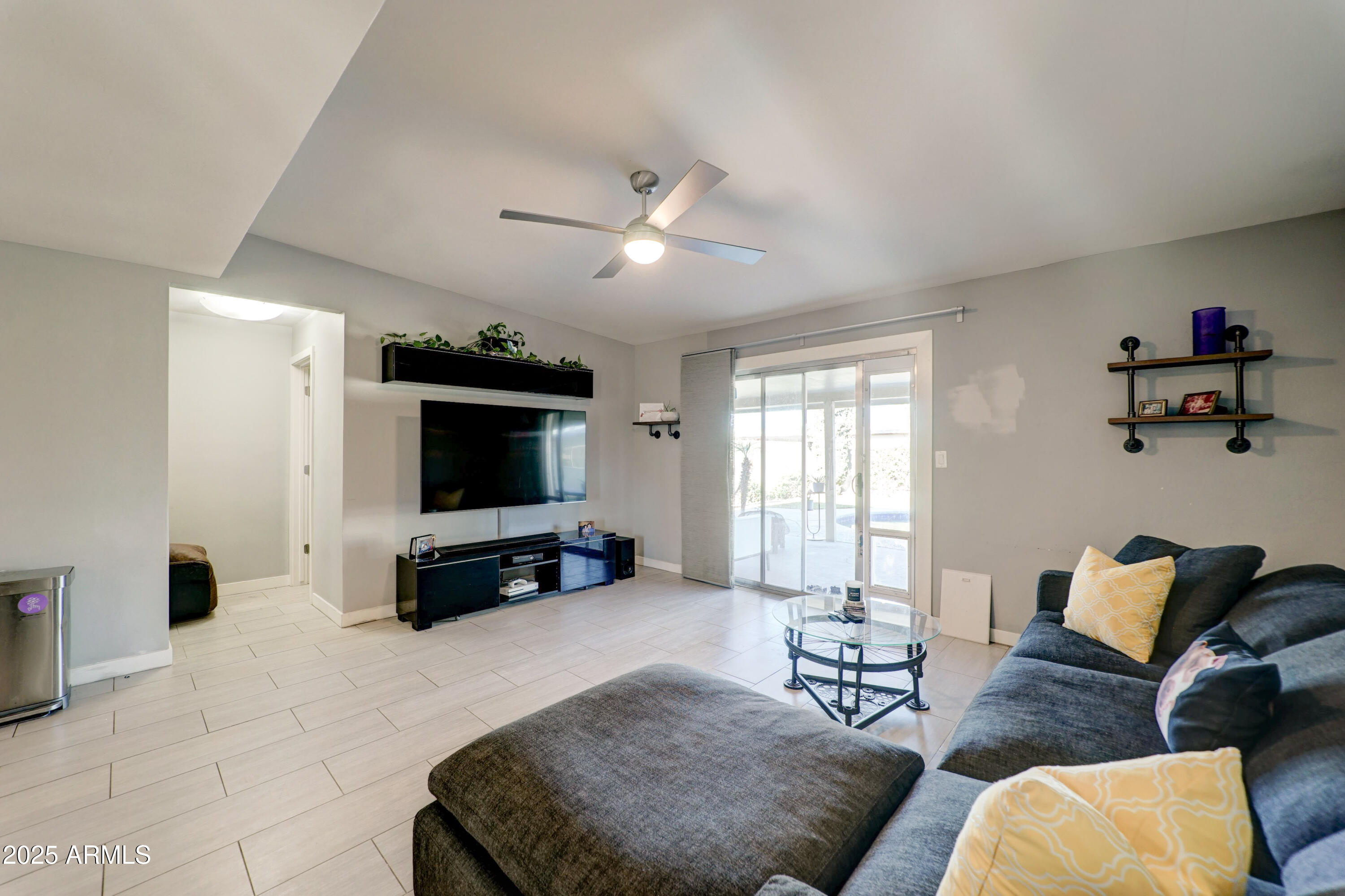 Phoenix, Arizona, 85028, United States, 4 Bedrooms Bedrooms, ,3 BathroomsBathrooms,Residential,For Sale,1989042