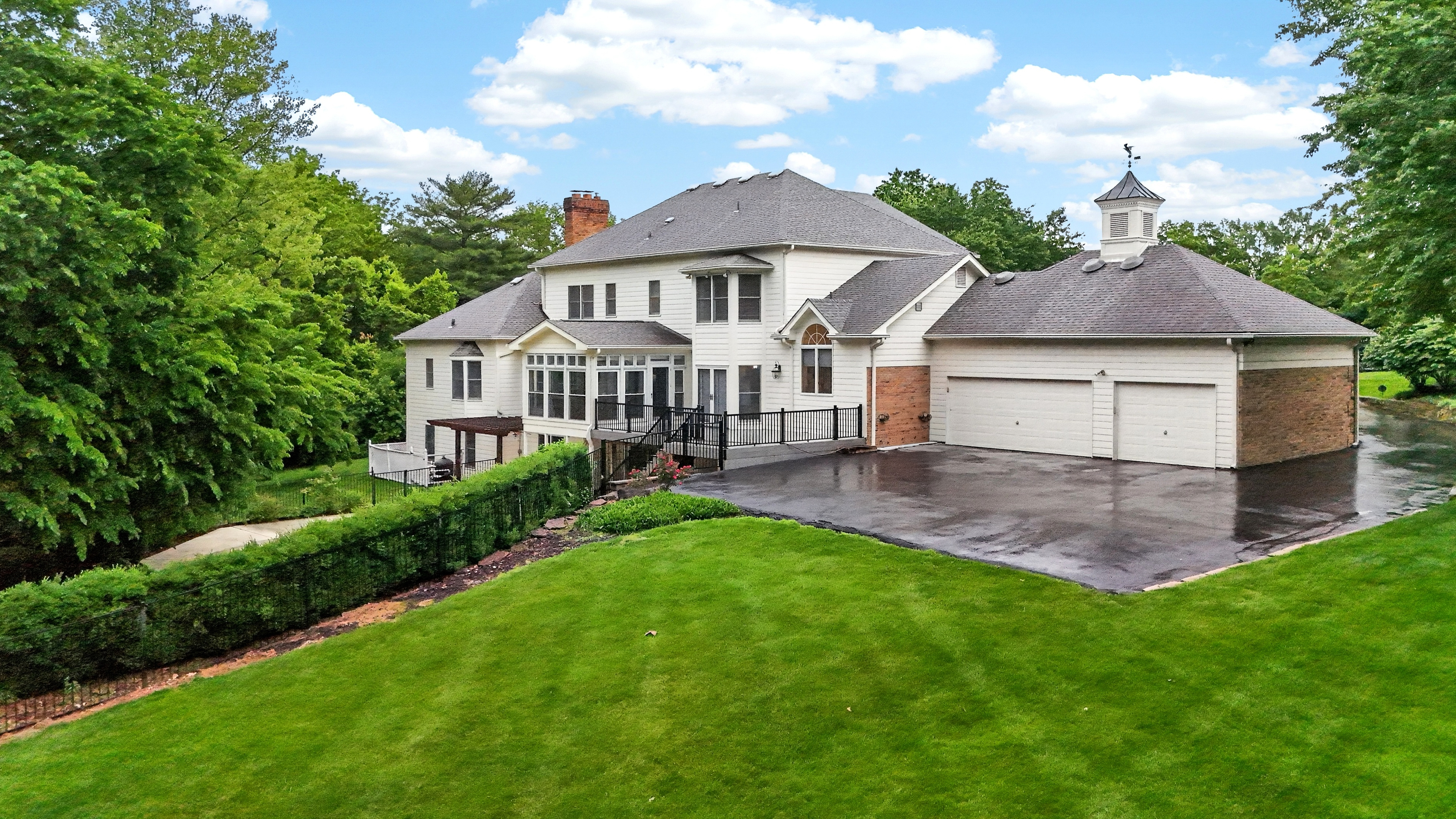  Don’t miss the opportunity to own this beautifully maintained Miceli-built home - 物件實景